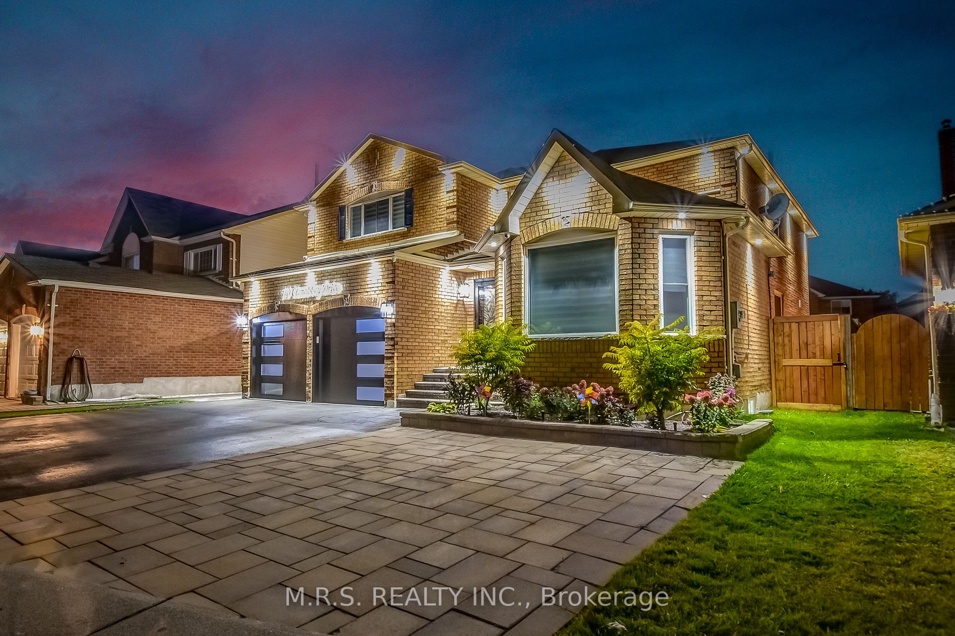 110 Glenabbey Dr
