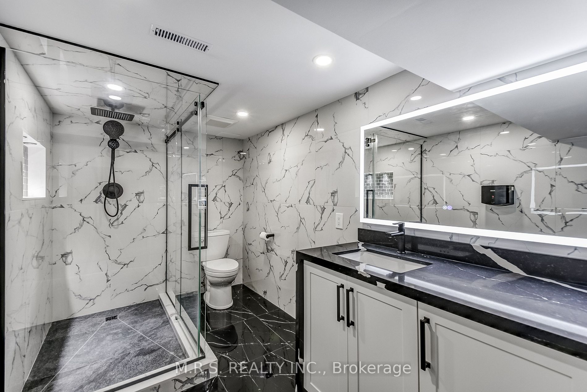 110 Glenabbey Dr