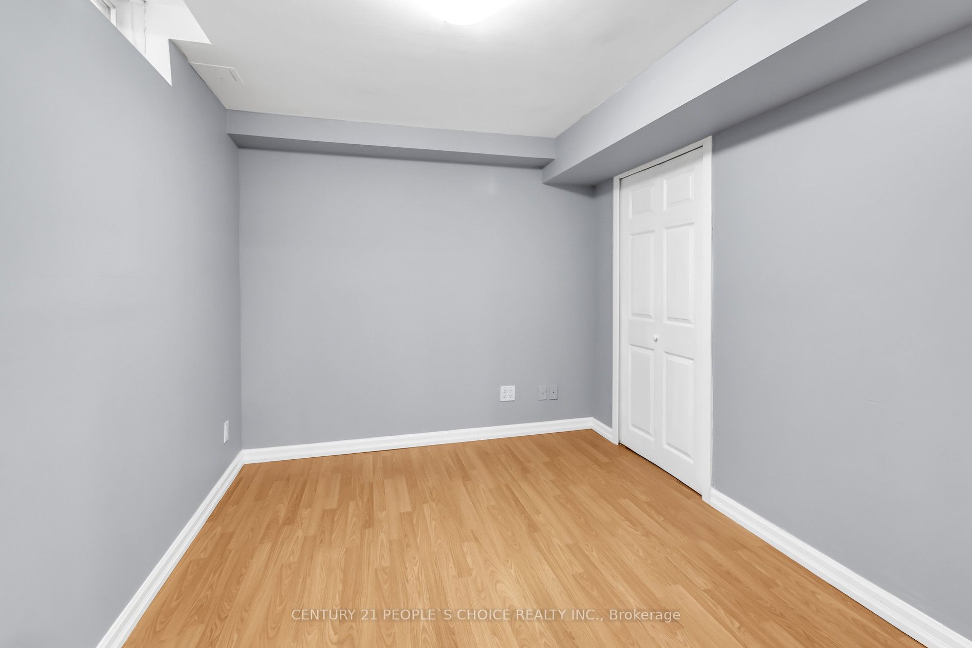 769 Attersley Dr