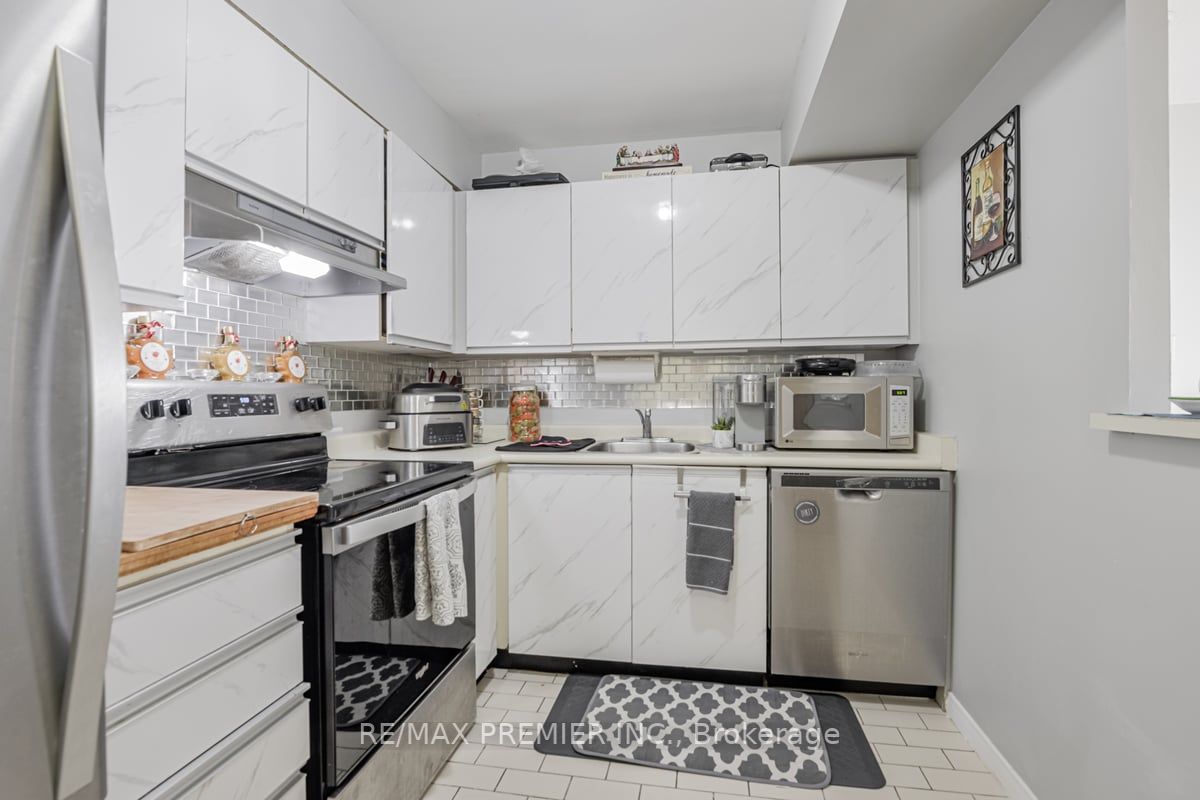 330 Mccowan Rd, #1114