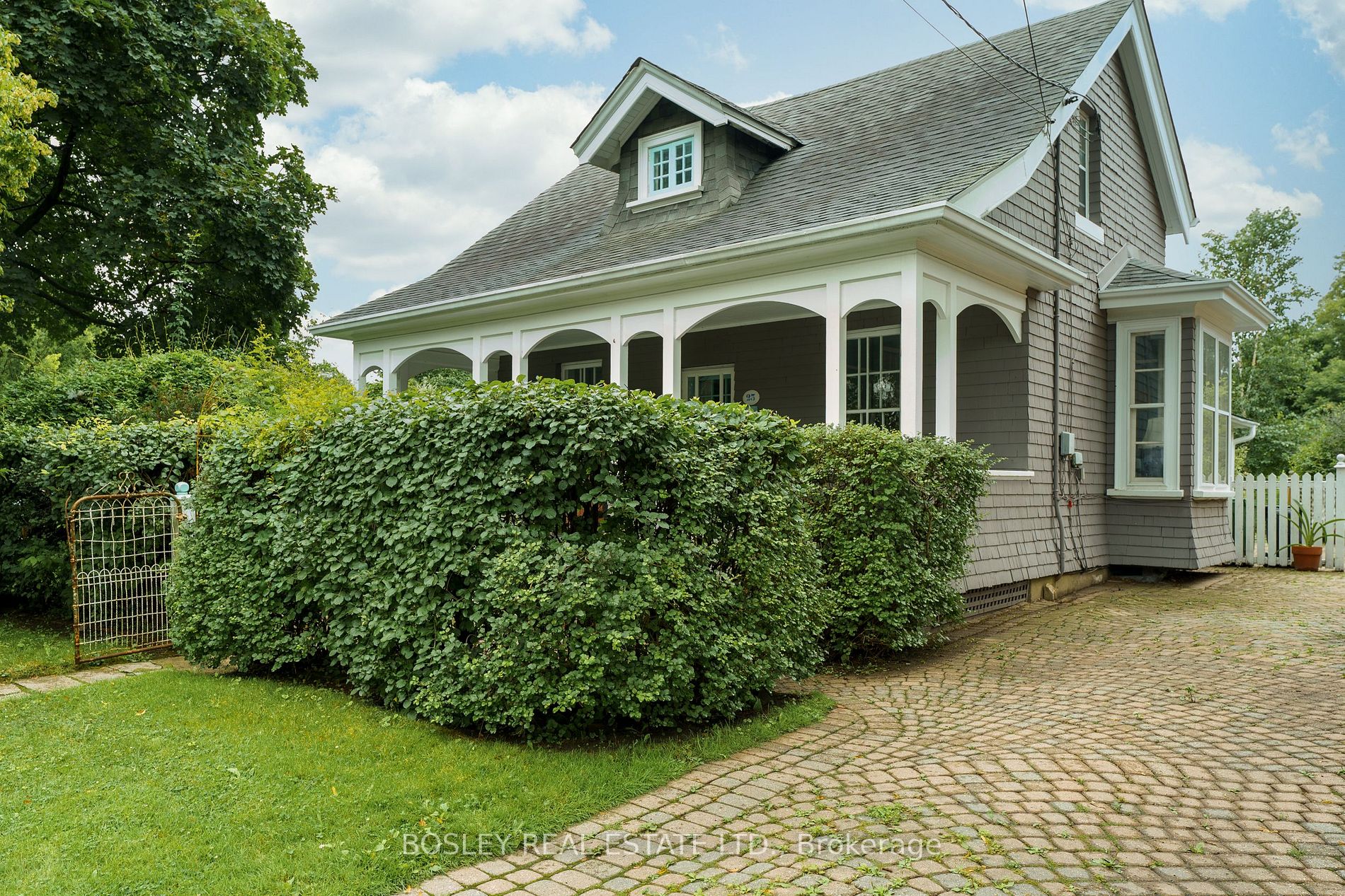23 Midburn Avenue