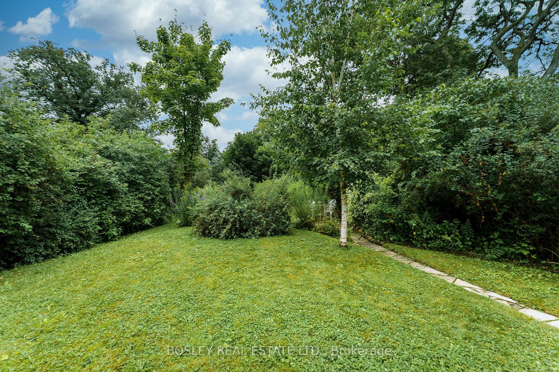 23 Midburn Avenue