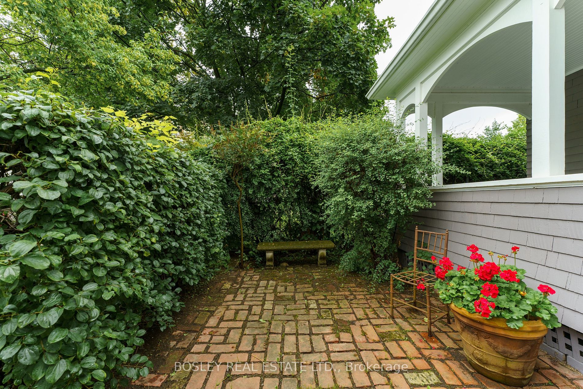 23 Midburn Avenue