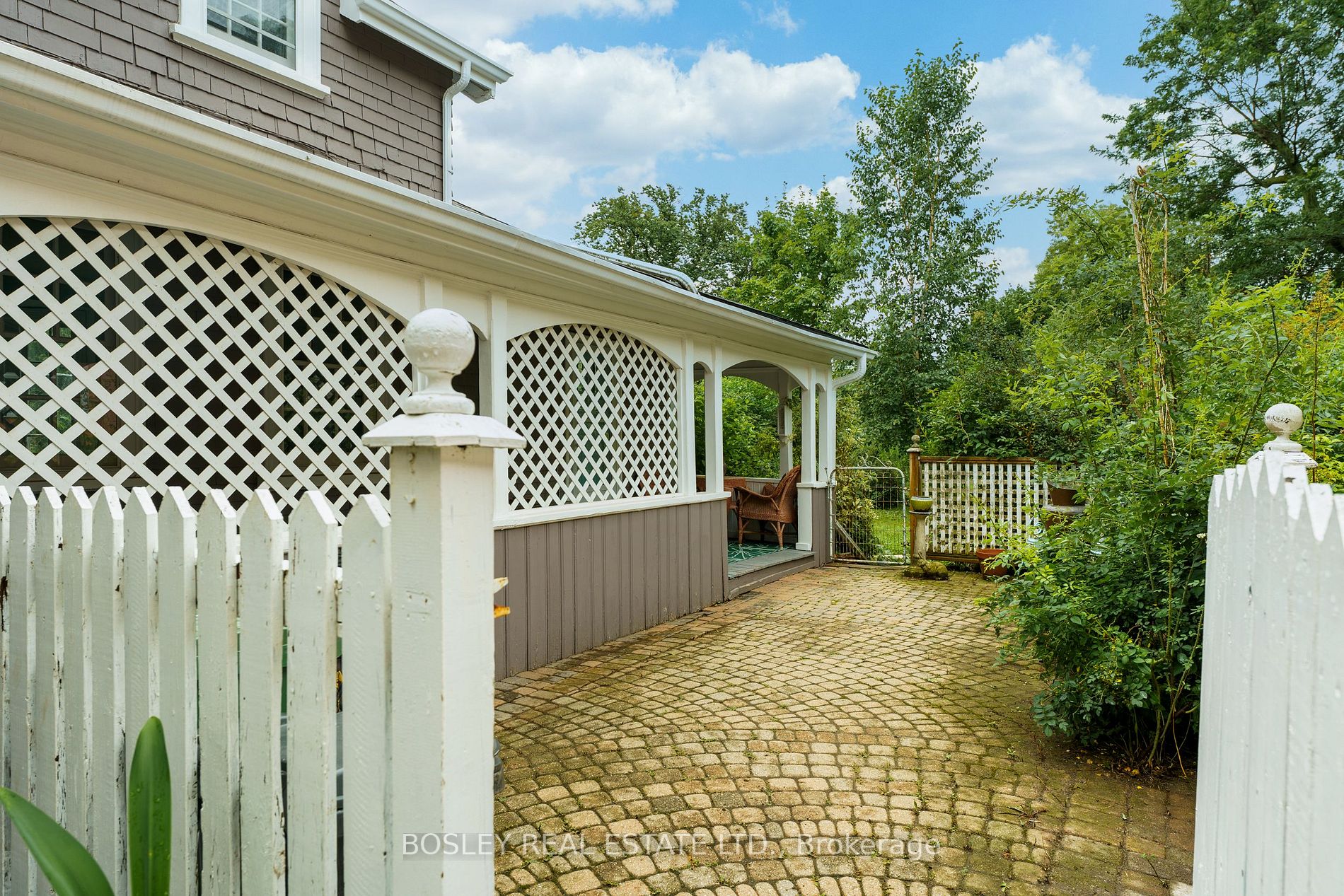 23 Midburn Avenue
