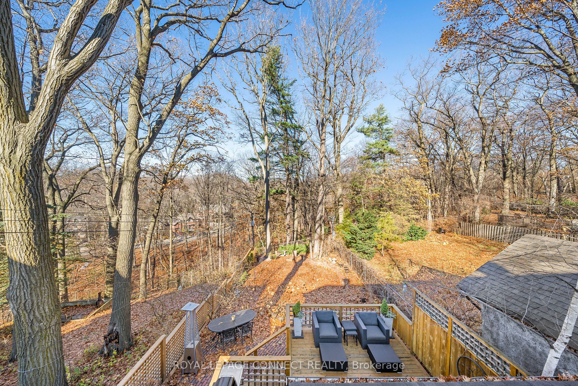 70 Pine Cres