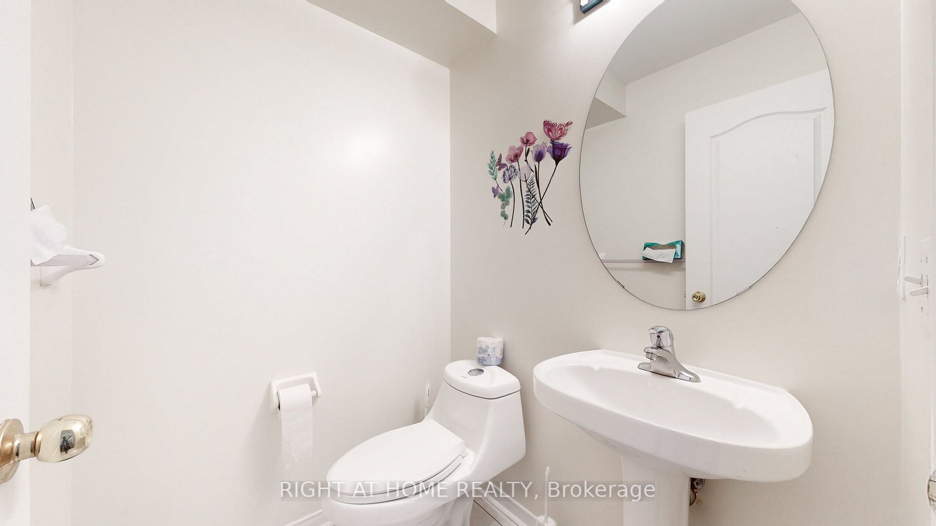 38 Jenkinson Way, #131