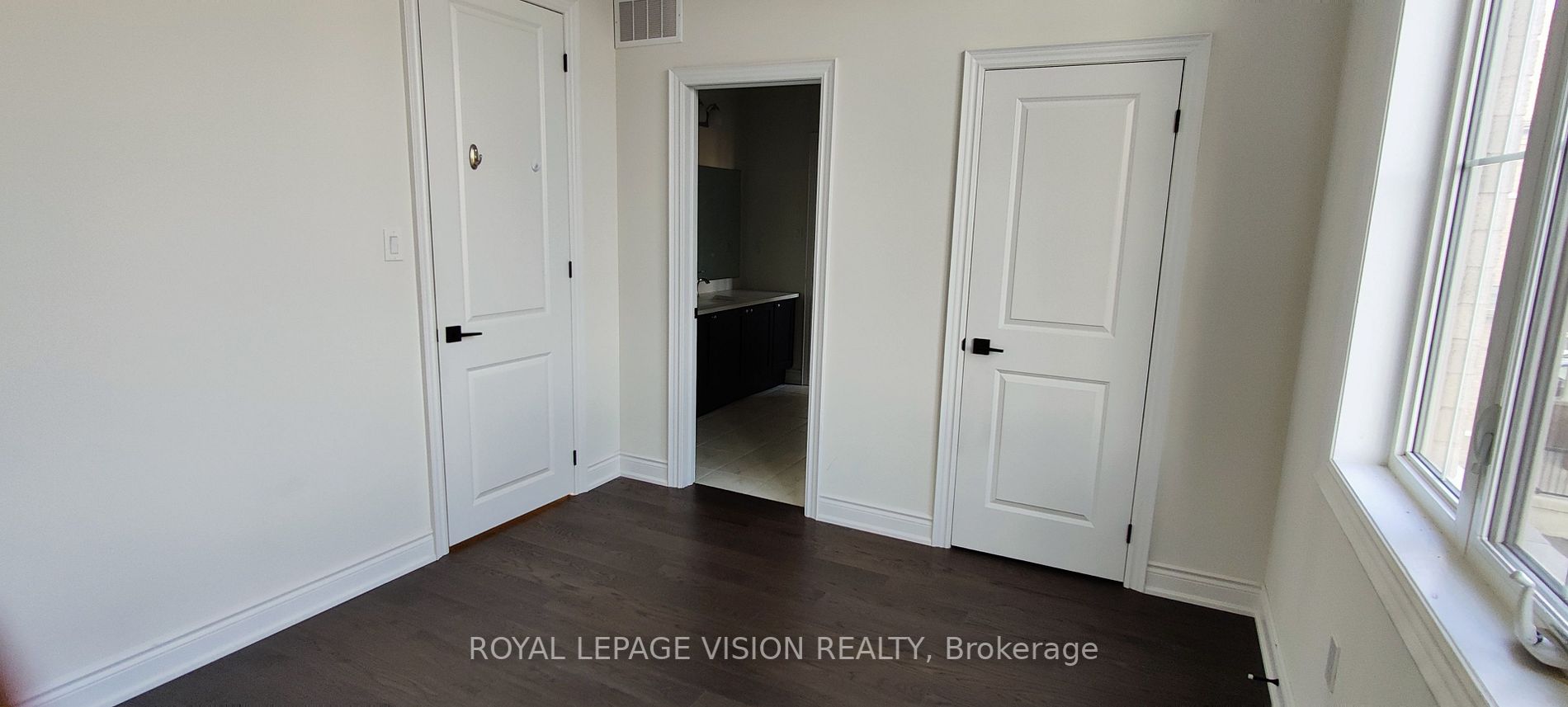 33 Olerud Dr