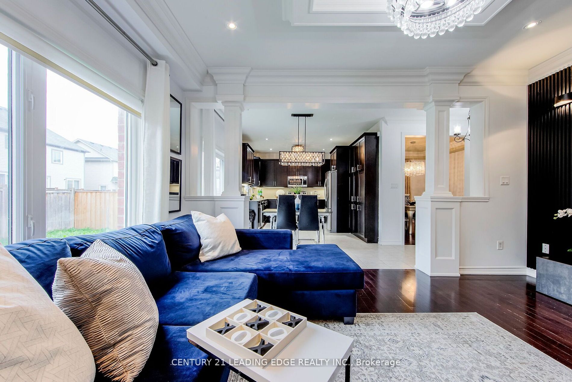 6 North Glen Blvd