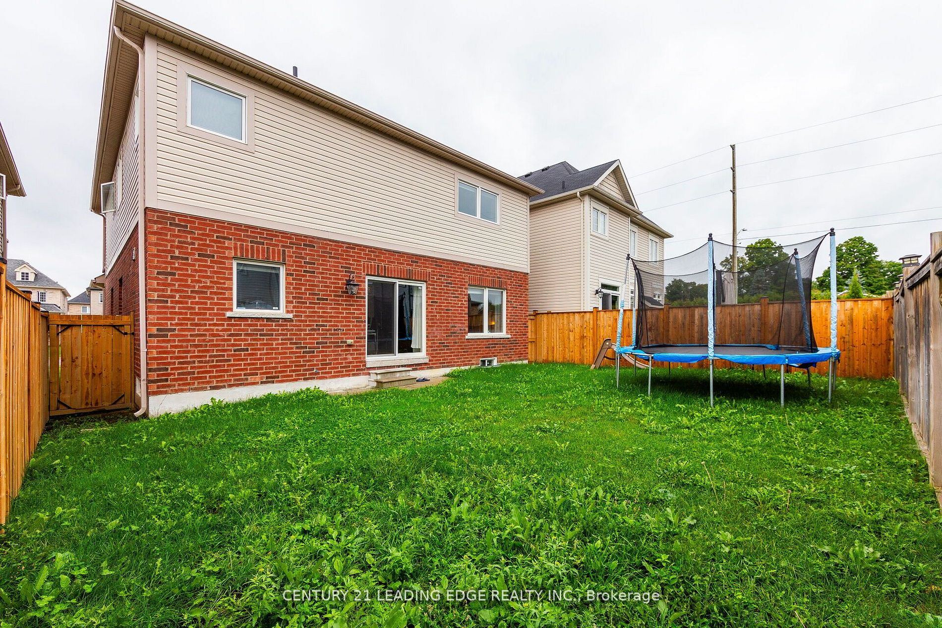 6 North Glen Blvd