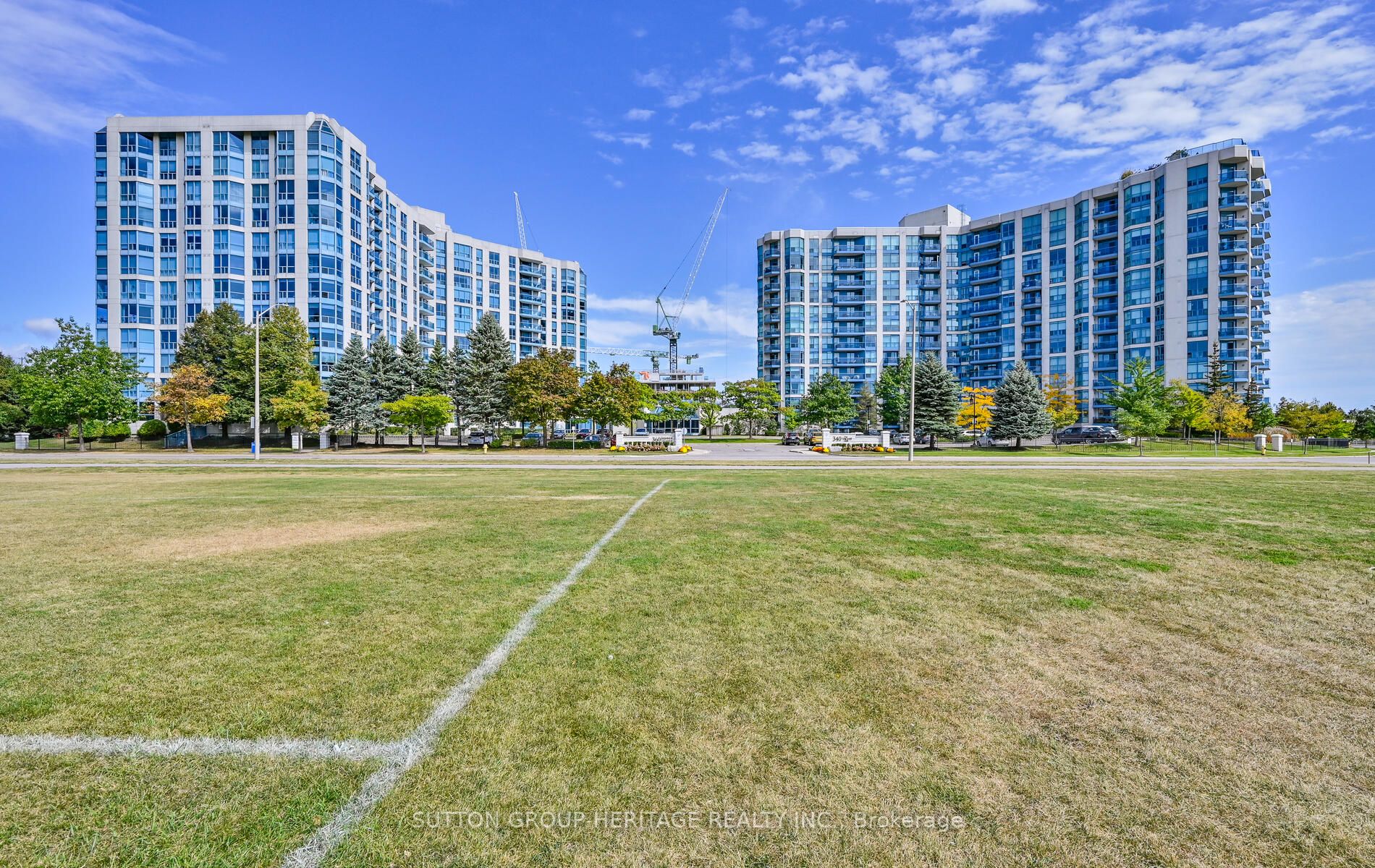 340 Watson Street W, #901