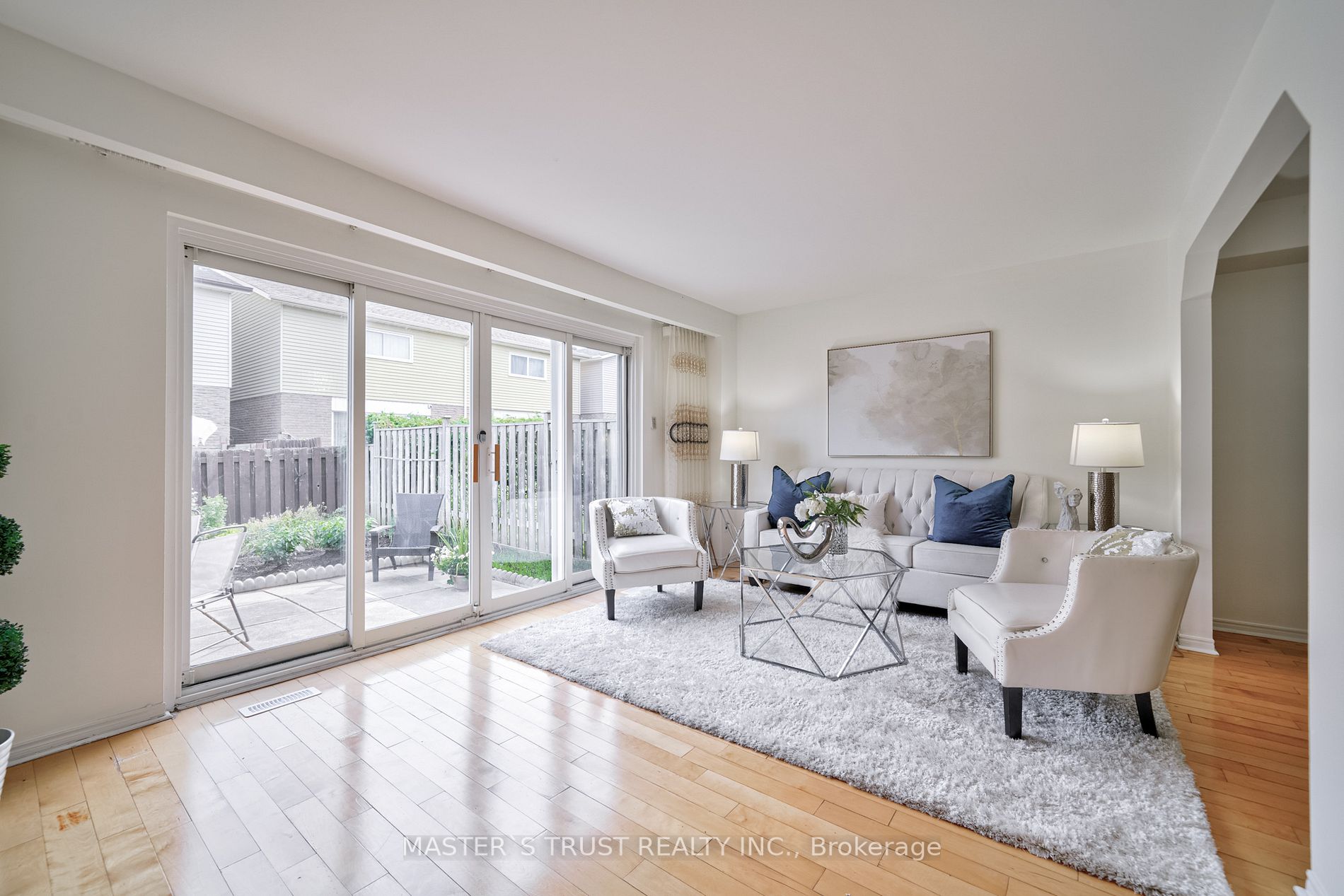 81 Rakewood Cres