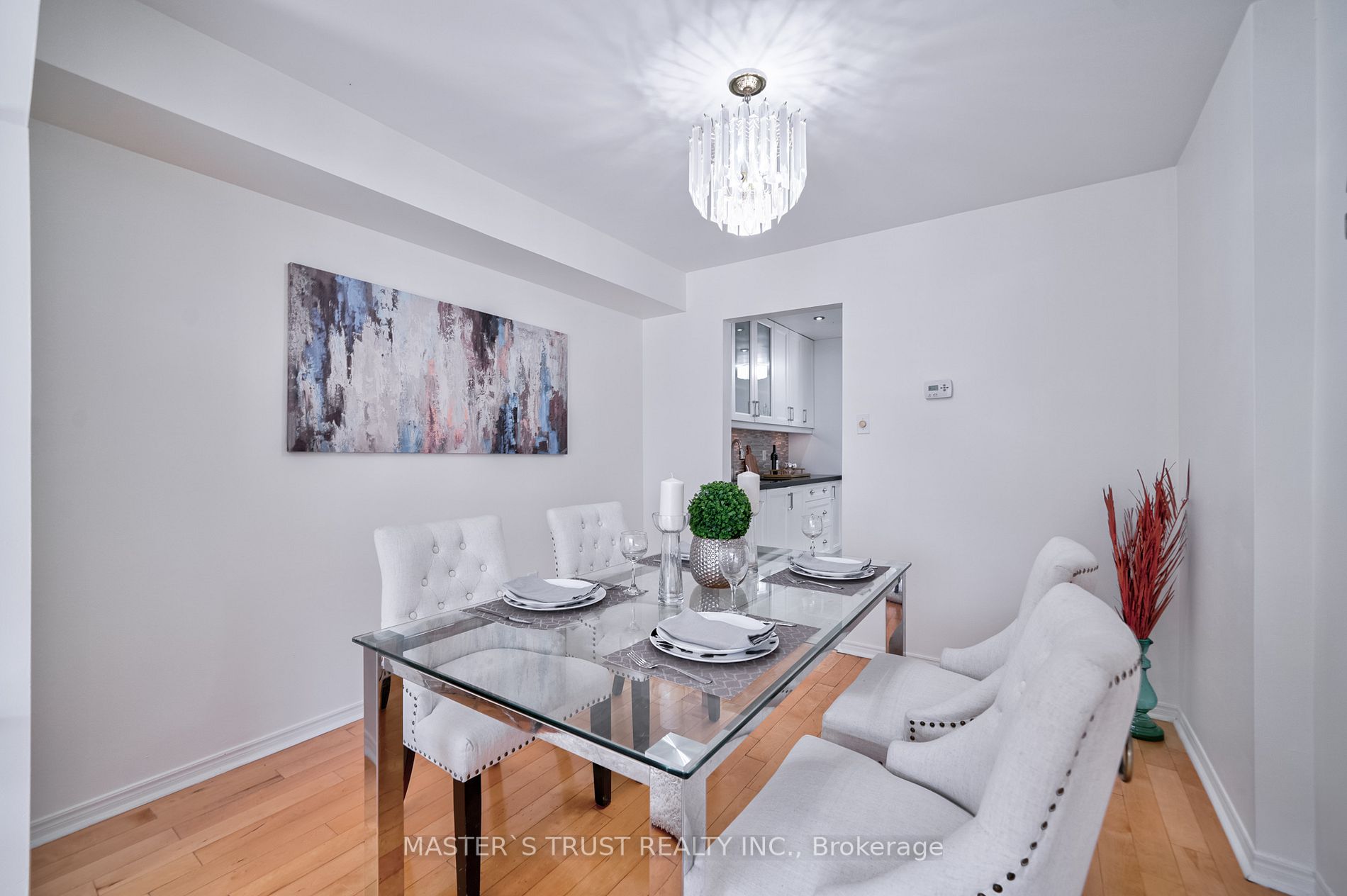 81 Rakewood Cres