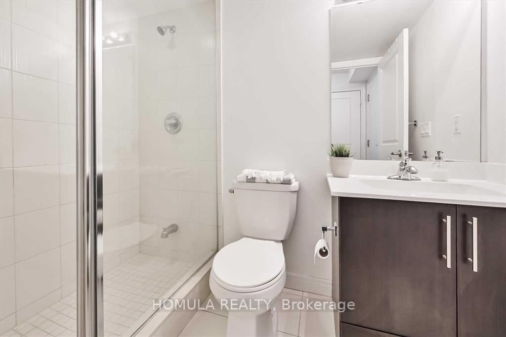50 Town Centre Crt, #1706