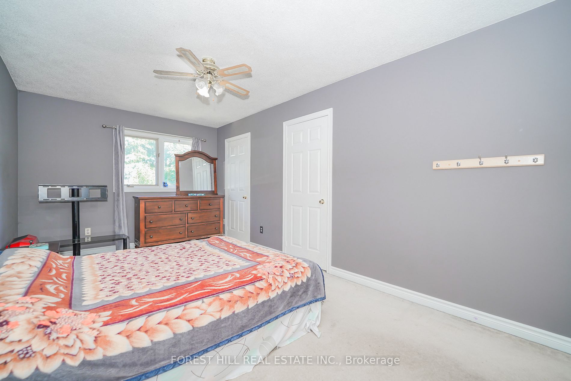 37 Corner Stone Cres