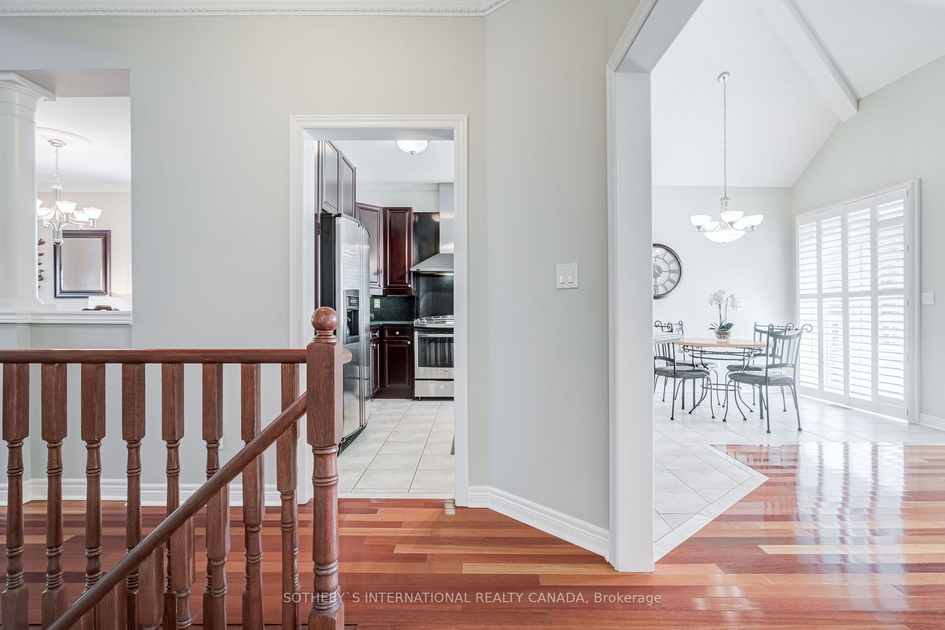 181 Carnwith Dr W