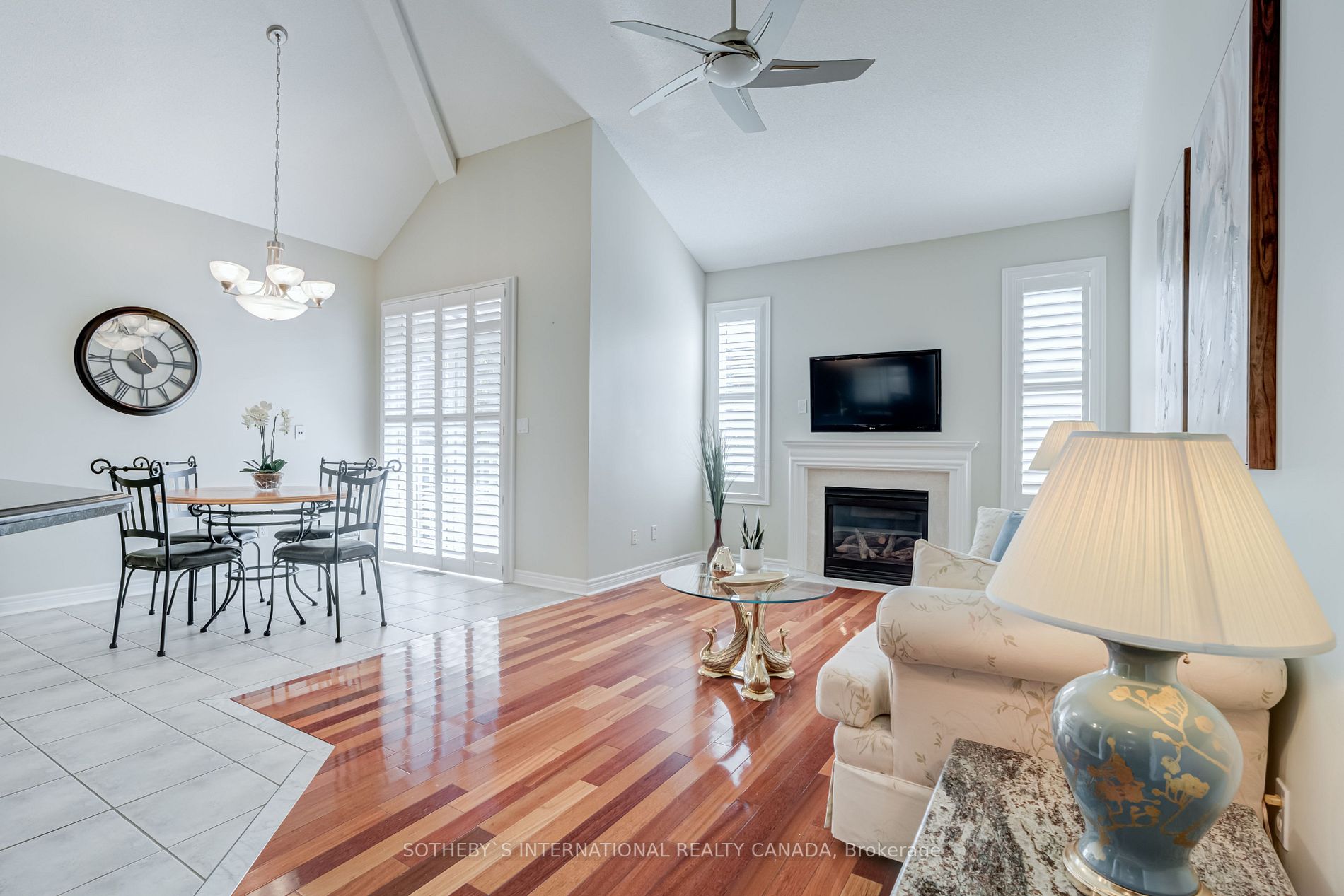 181 Carnwith Dr W
