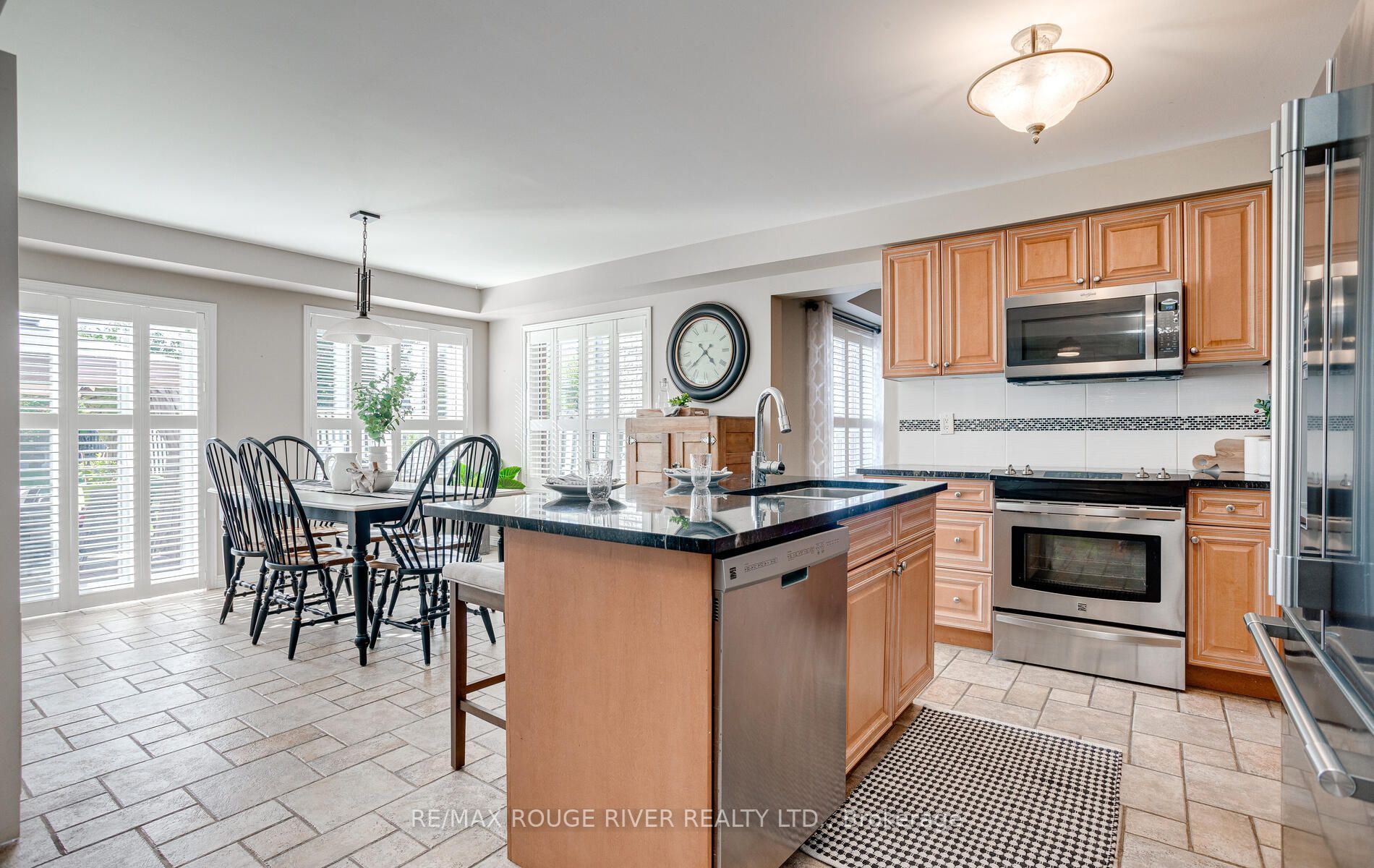 85 Bonathon Cres