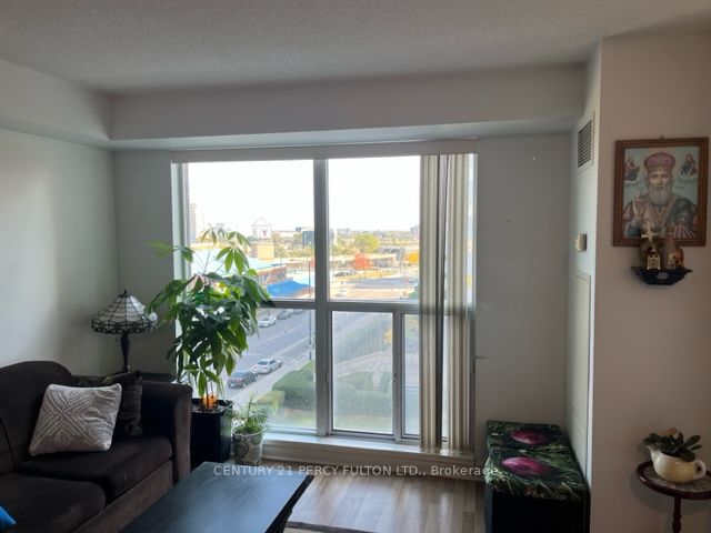 70 Town Centre Crt, #504