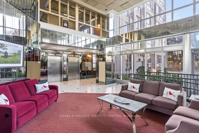 70 Cumberland Lane, #406