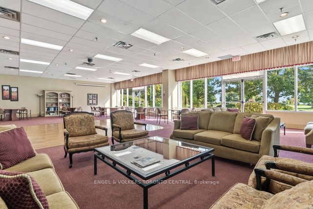 70 Cumberland Lane, #406