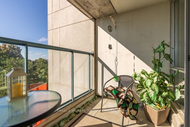 70 Cumberland Lane, #406