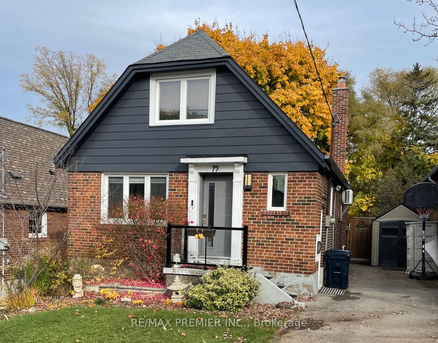 79 Binswood Avenue