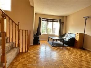 1735 Walnut Lane, #9