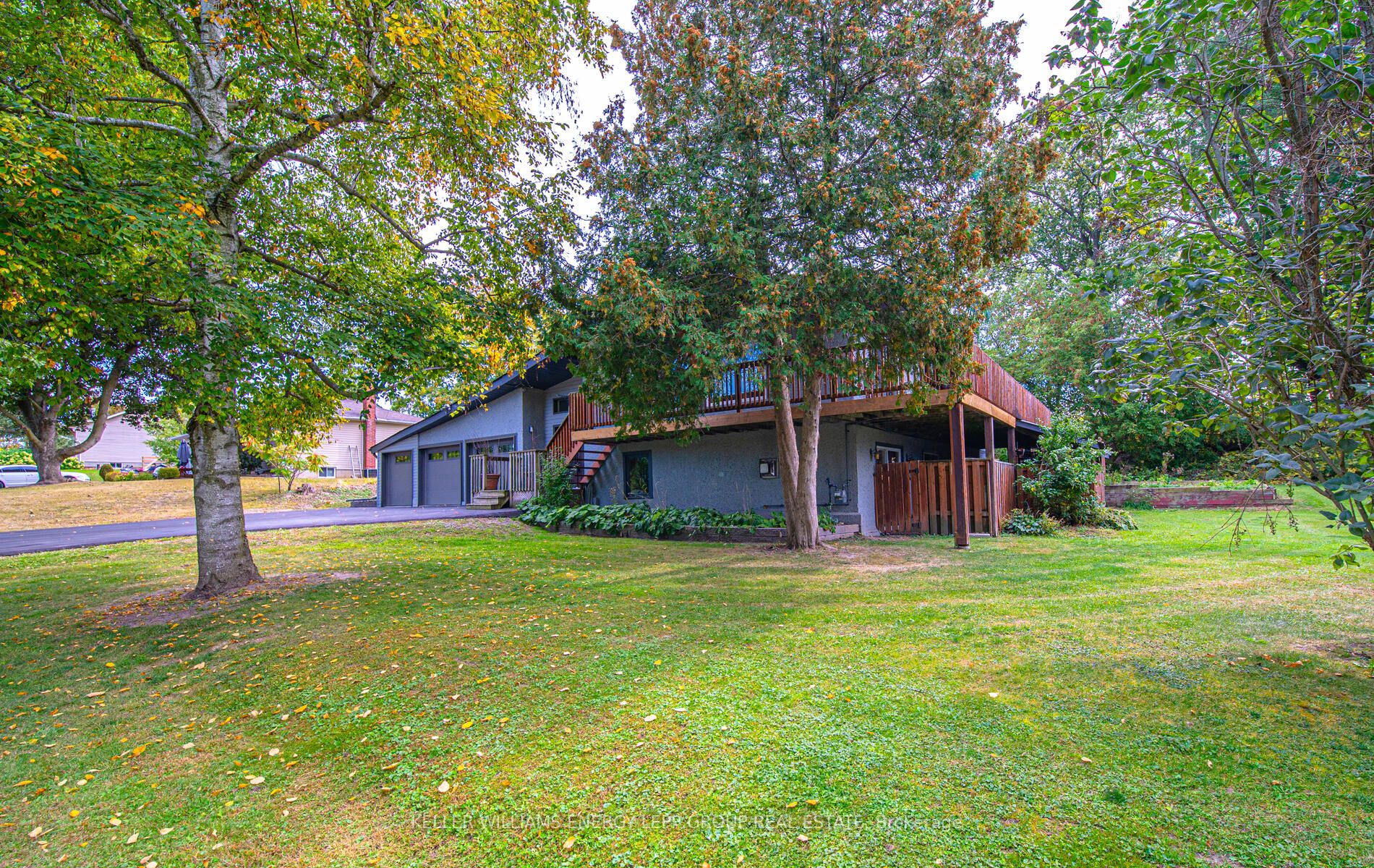 32 Percy Cres