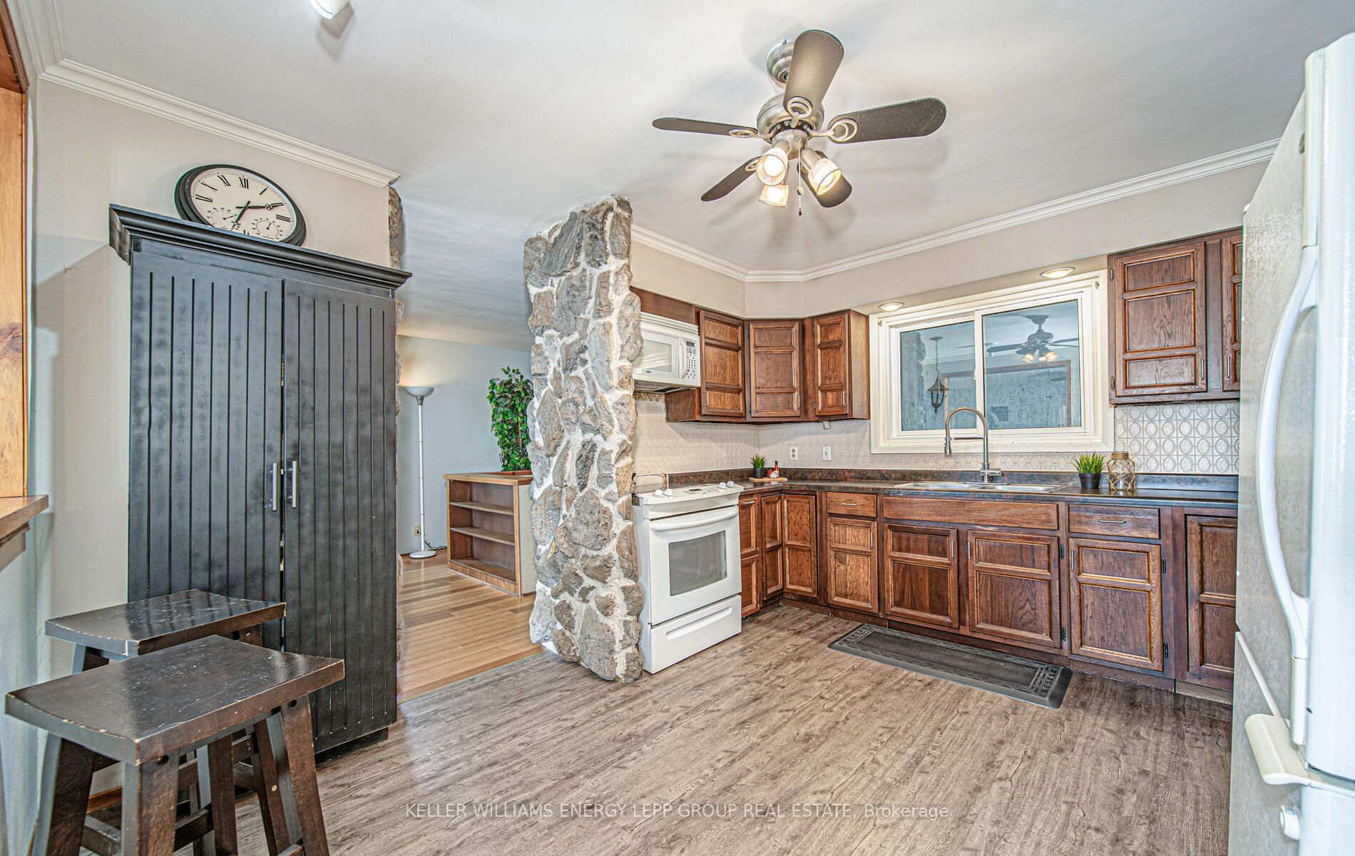 32 Percy Cres