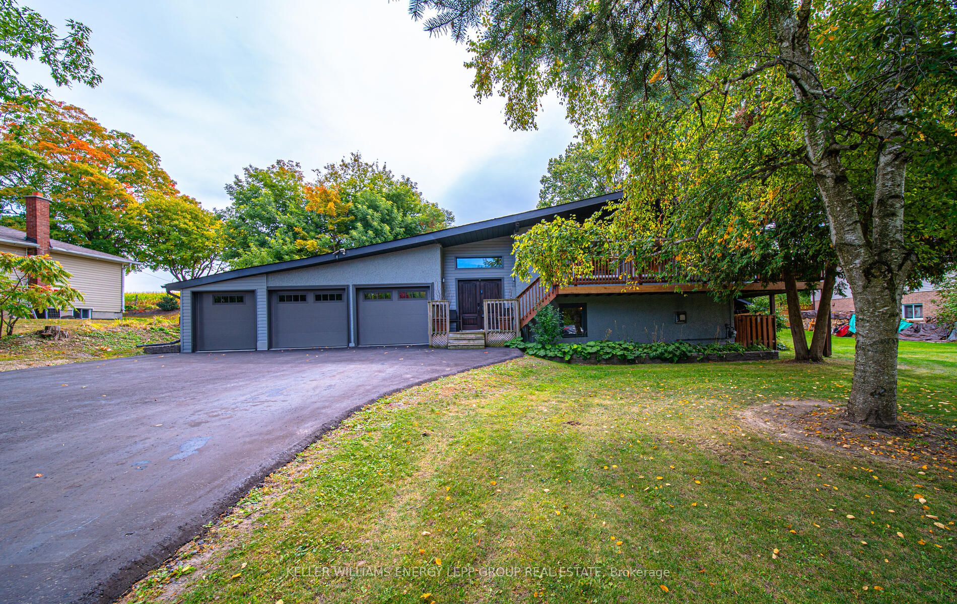 32 Percy Cres