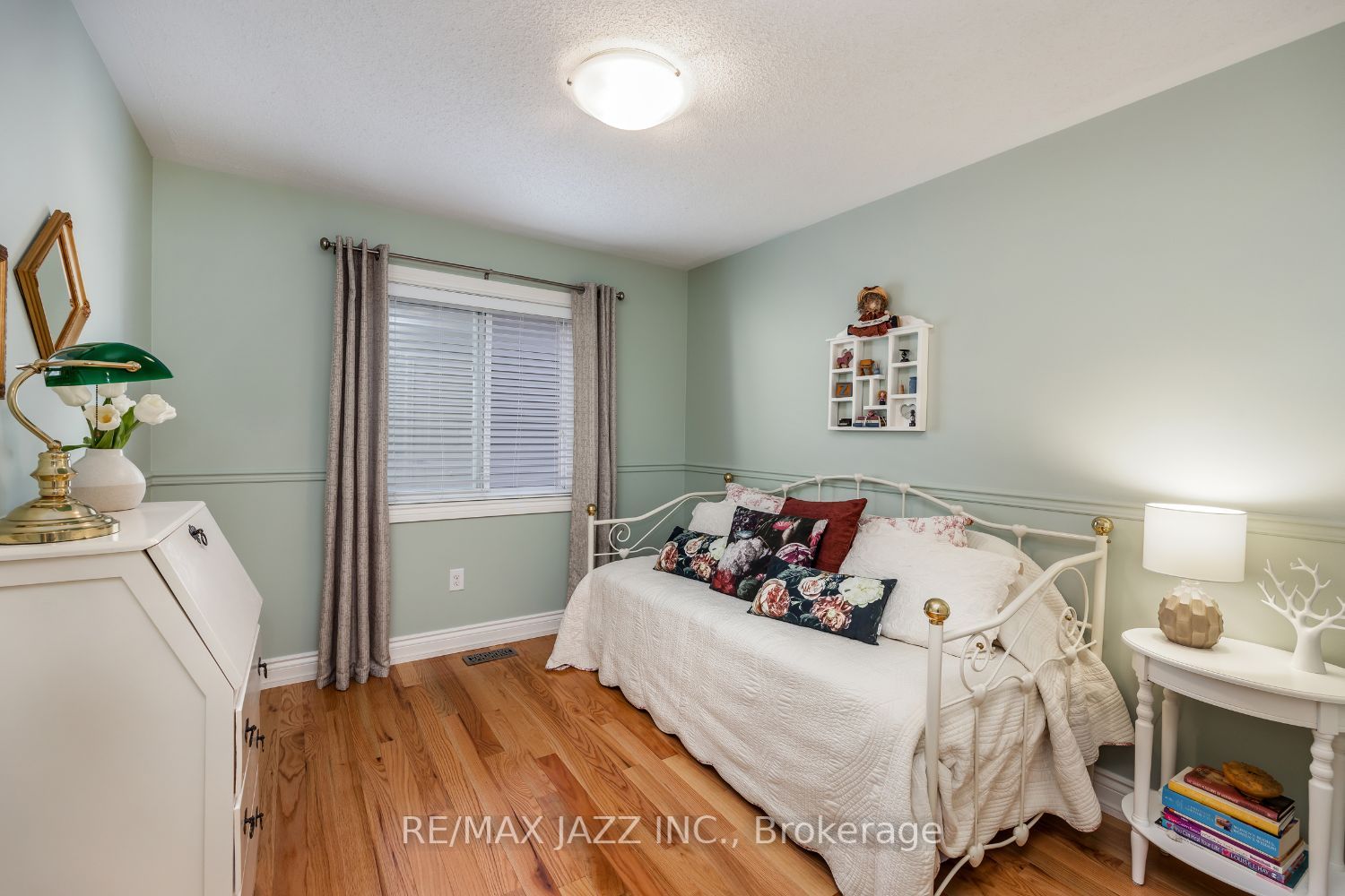 23 Mccorkell St