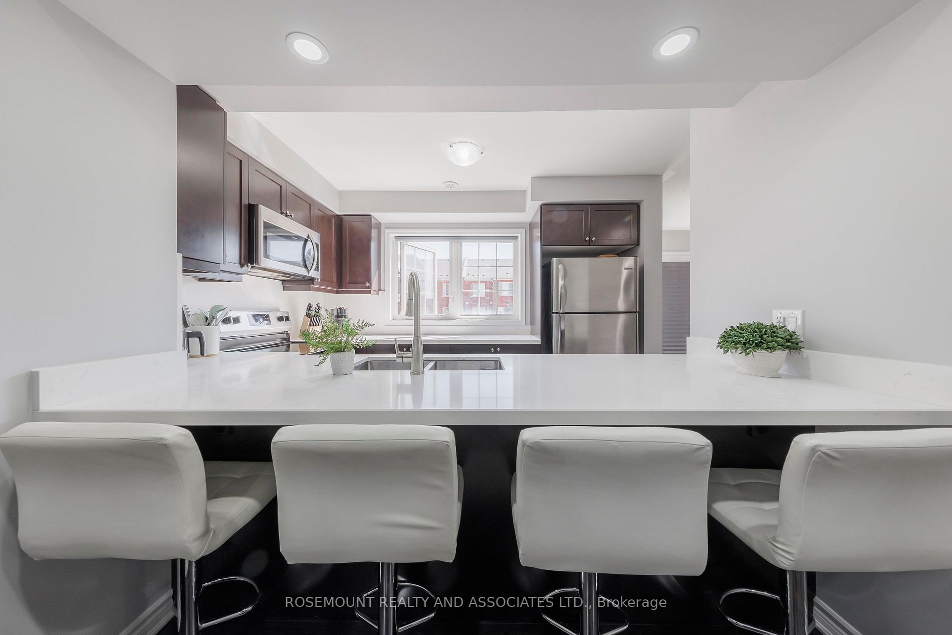 1088 Silk Street