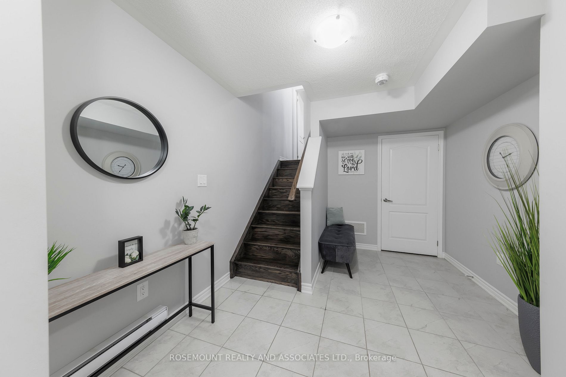 1088 Silk Street