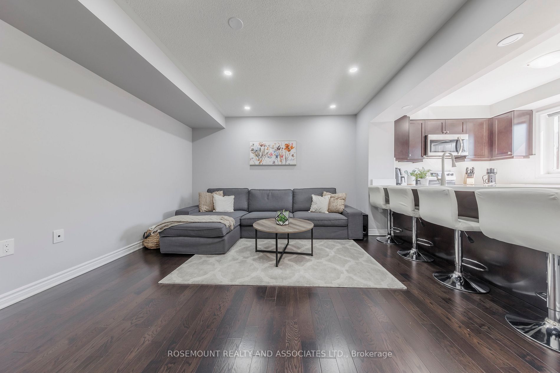 1088 Silk Street