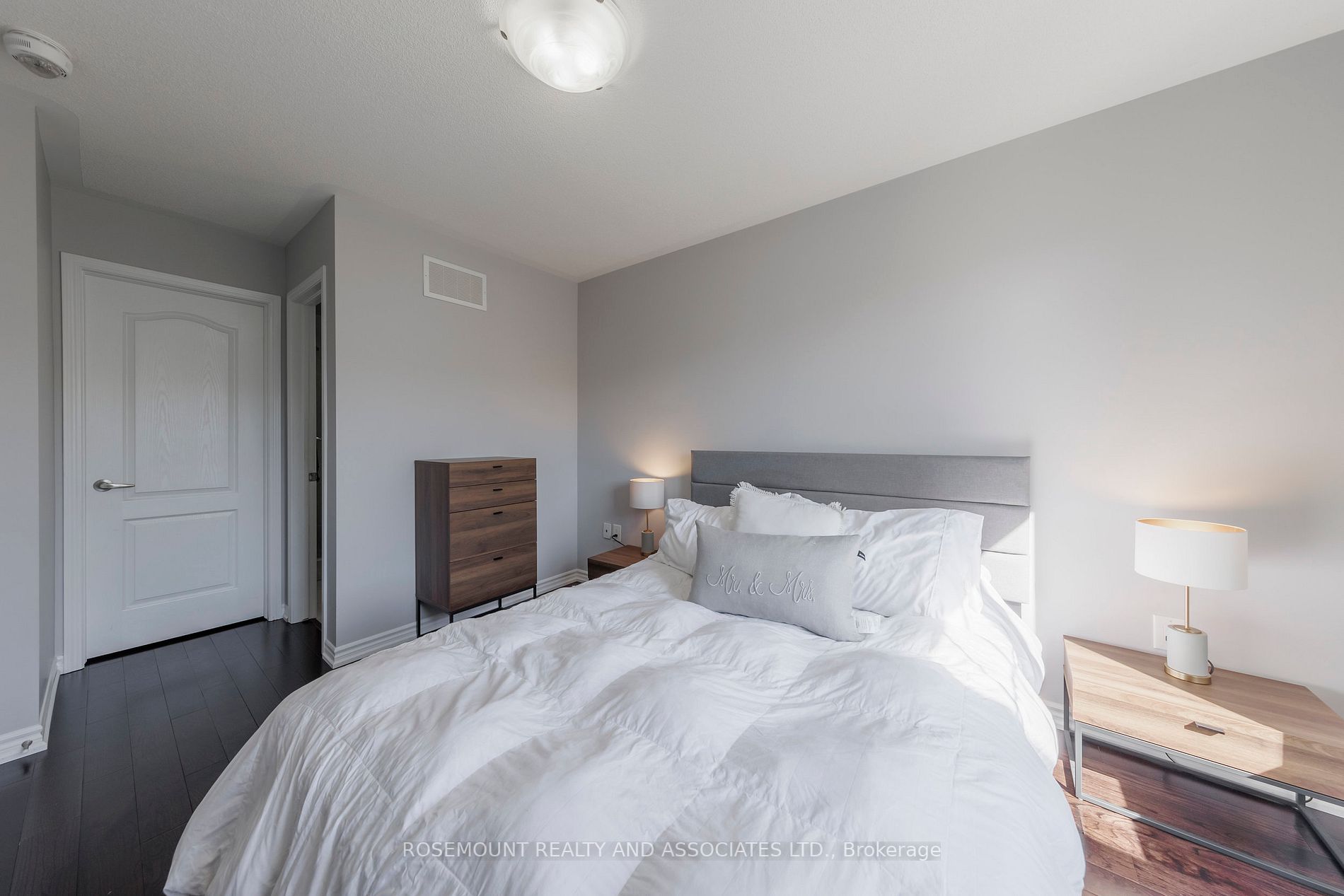 1088 Silk Street