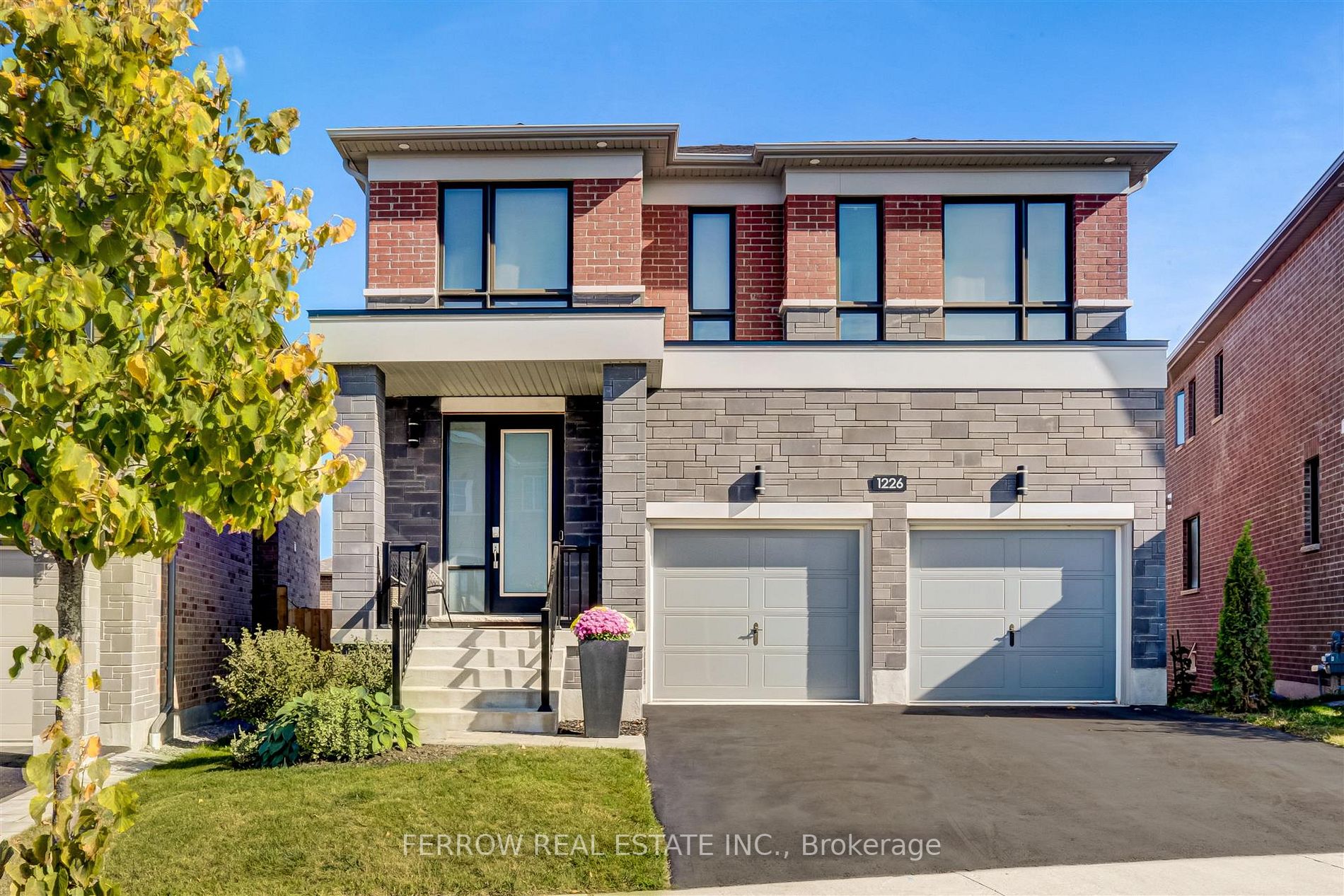 1226 Cactus Crescent
