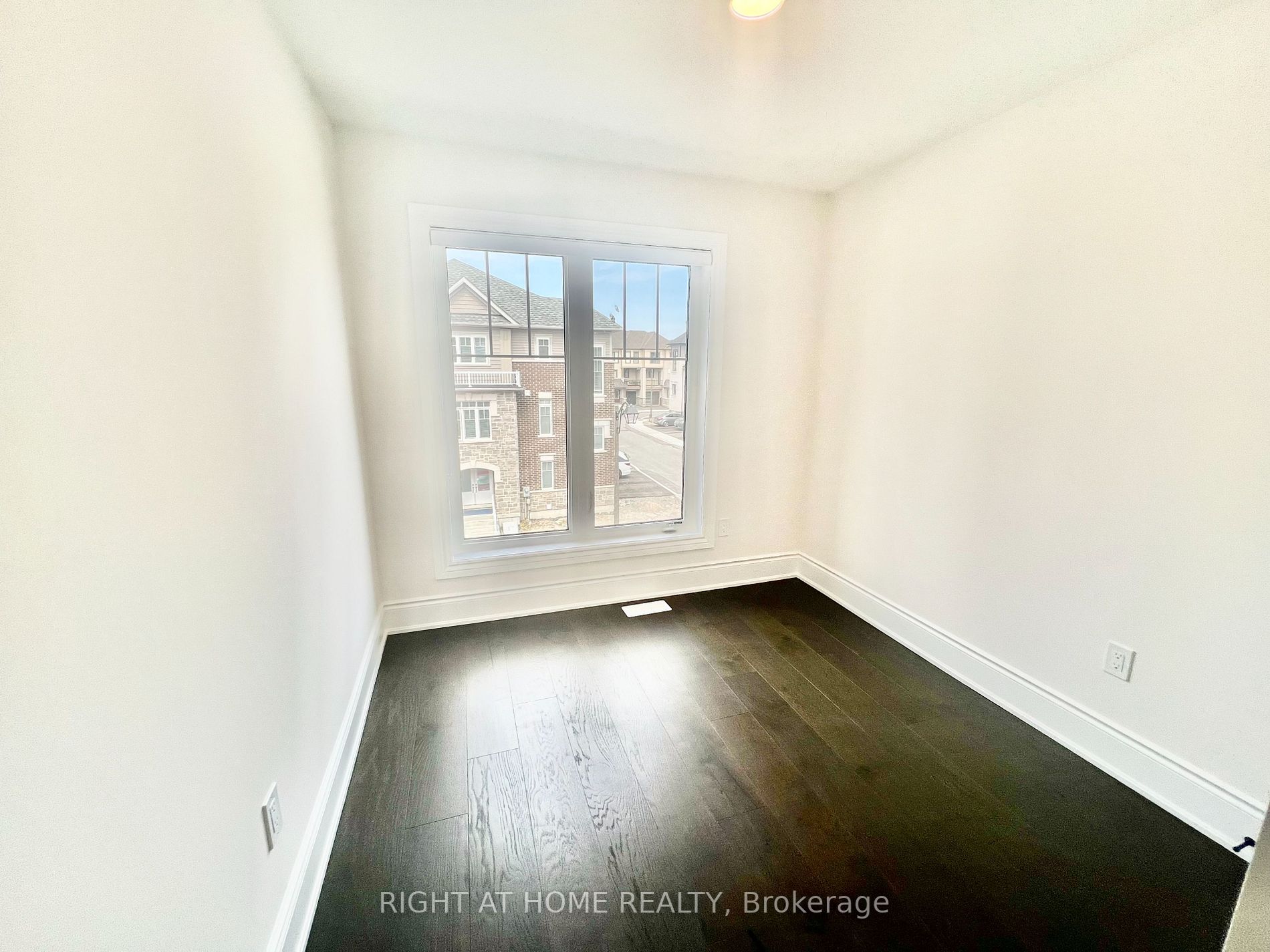 43 Bavin St, #11