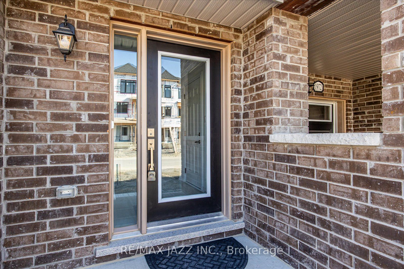 1972 Cameron Lott Crescent