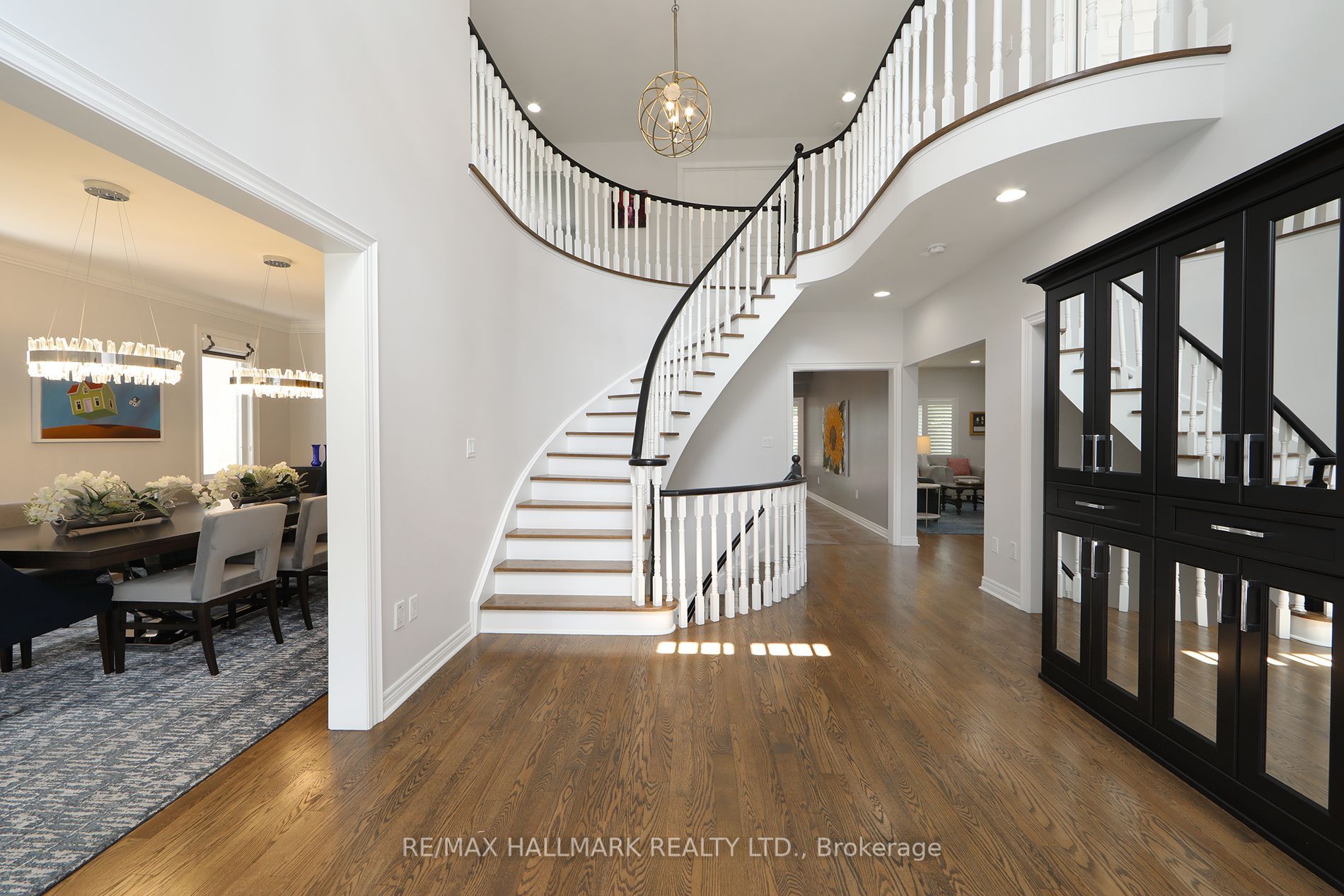 165 Bathgate Dr