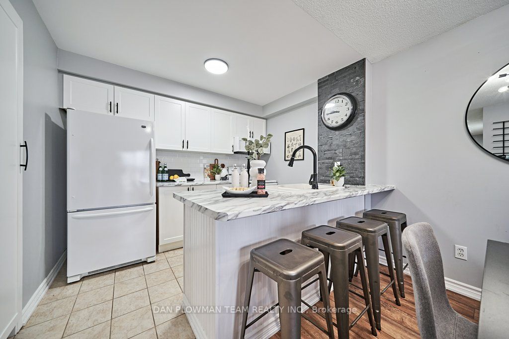 98 Aspen Springs Dr, #305