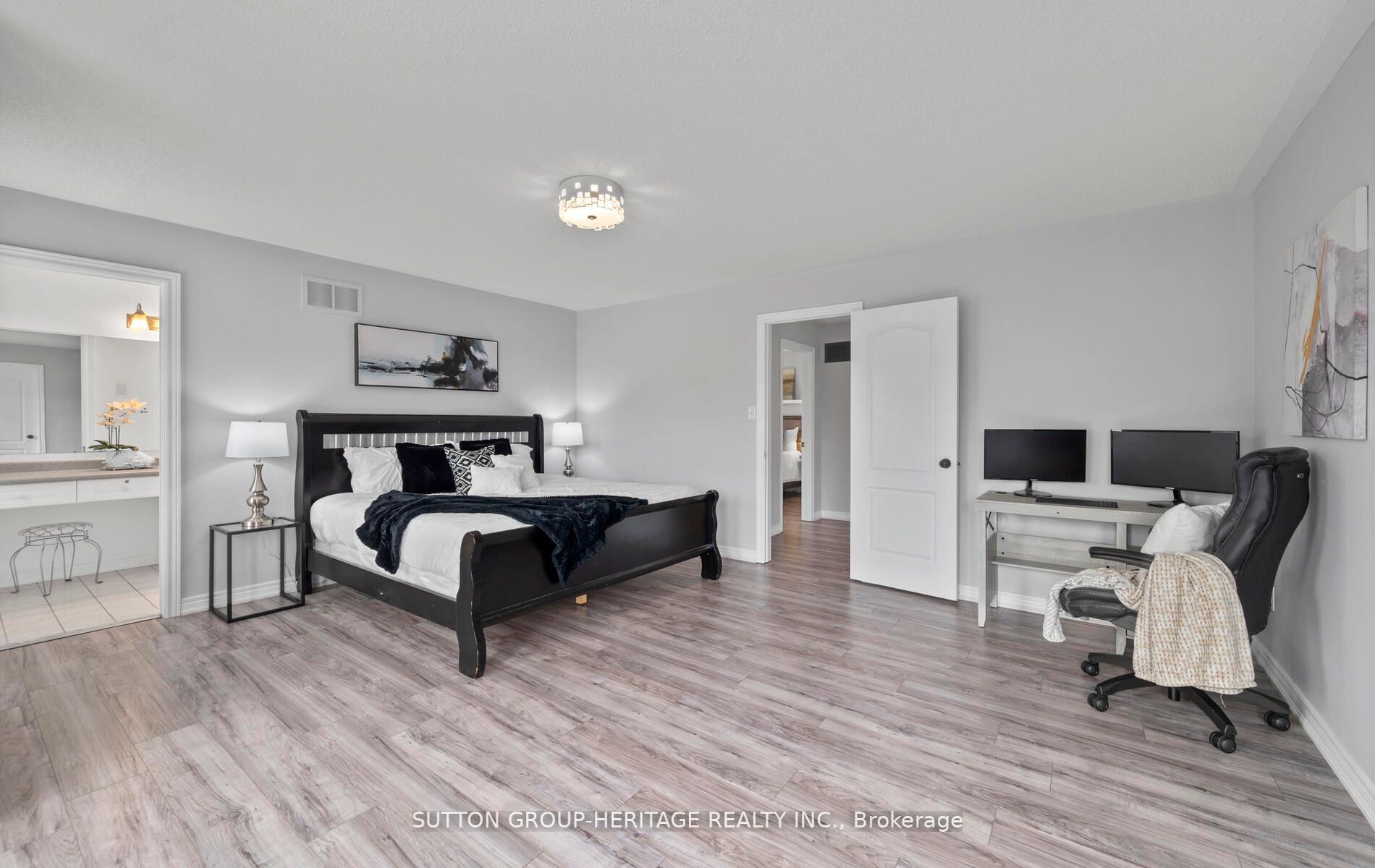1487 Heartland Blvd