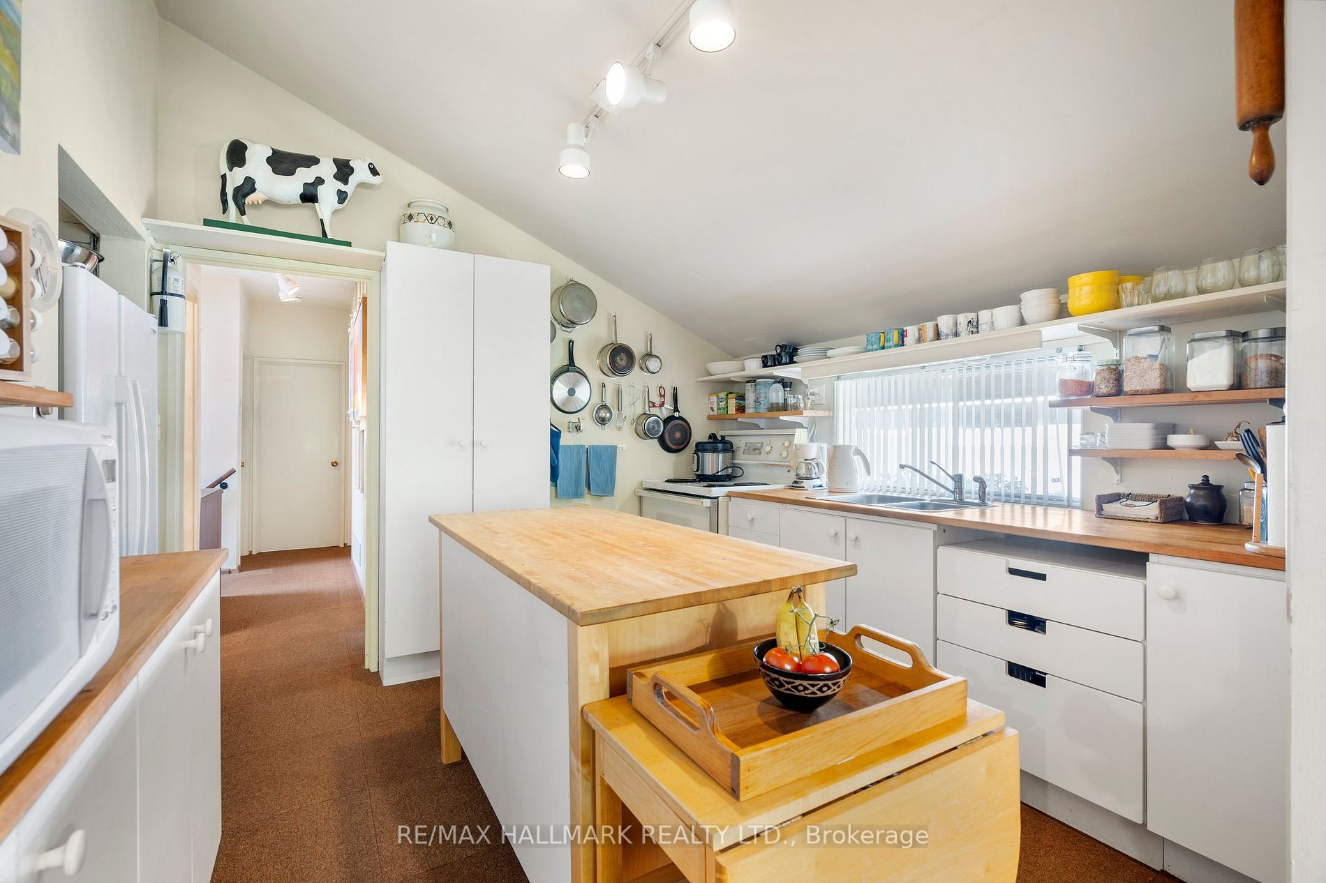 221 Birkdale Road