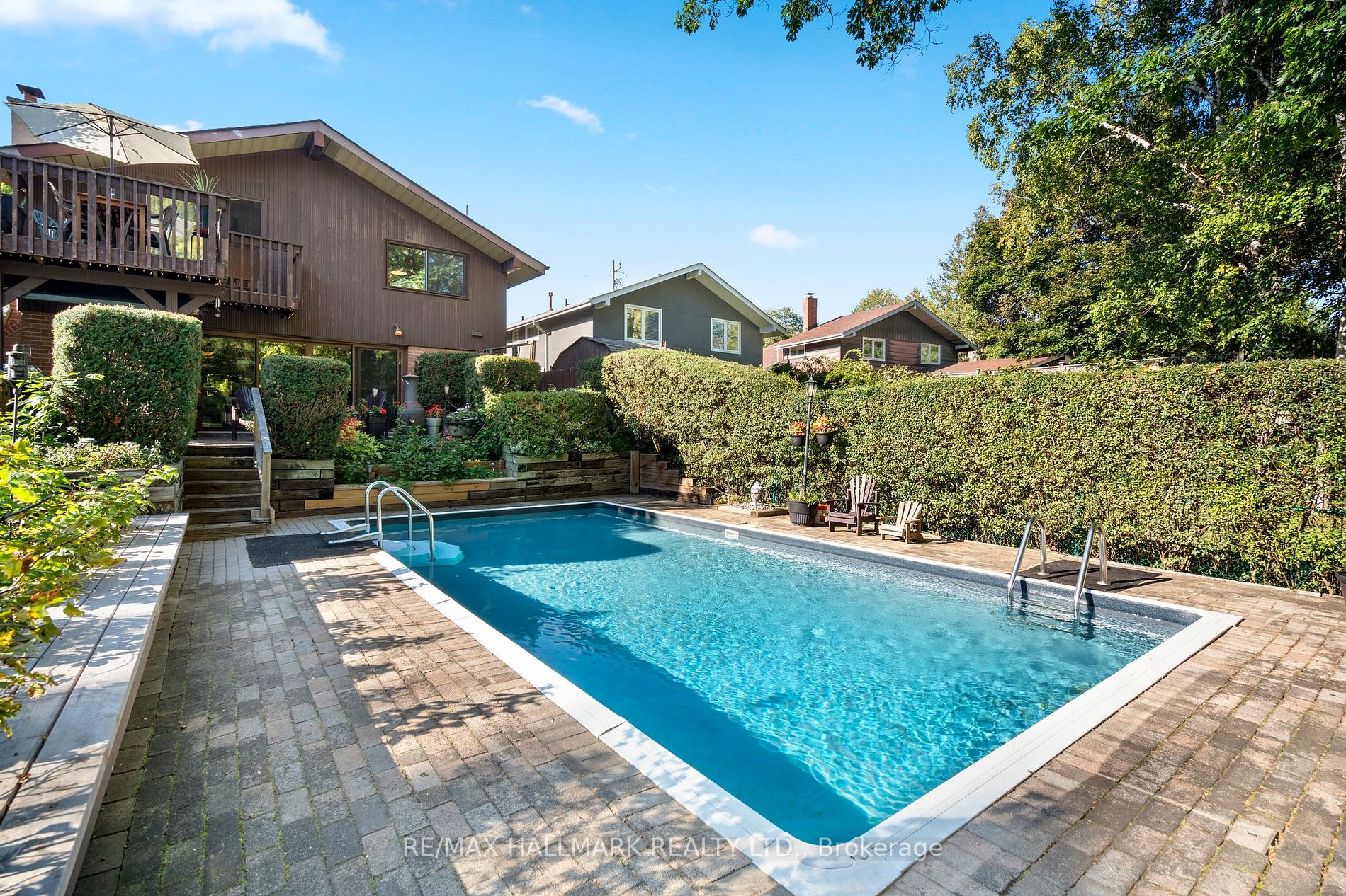 221 Birkdale Road