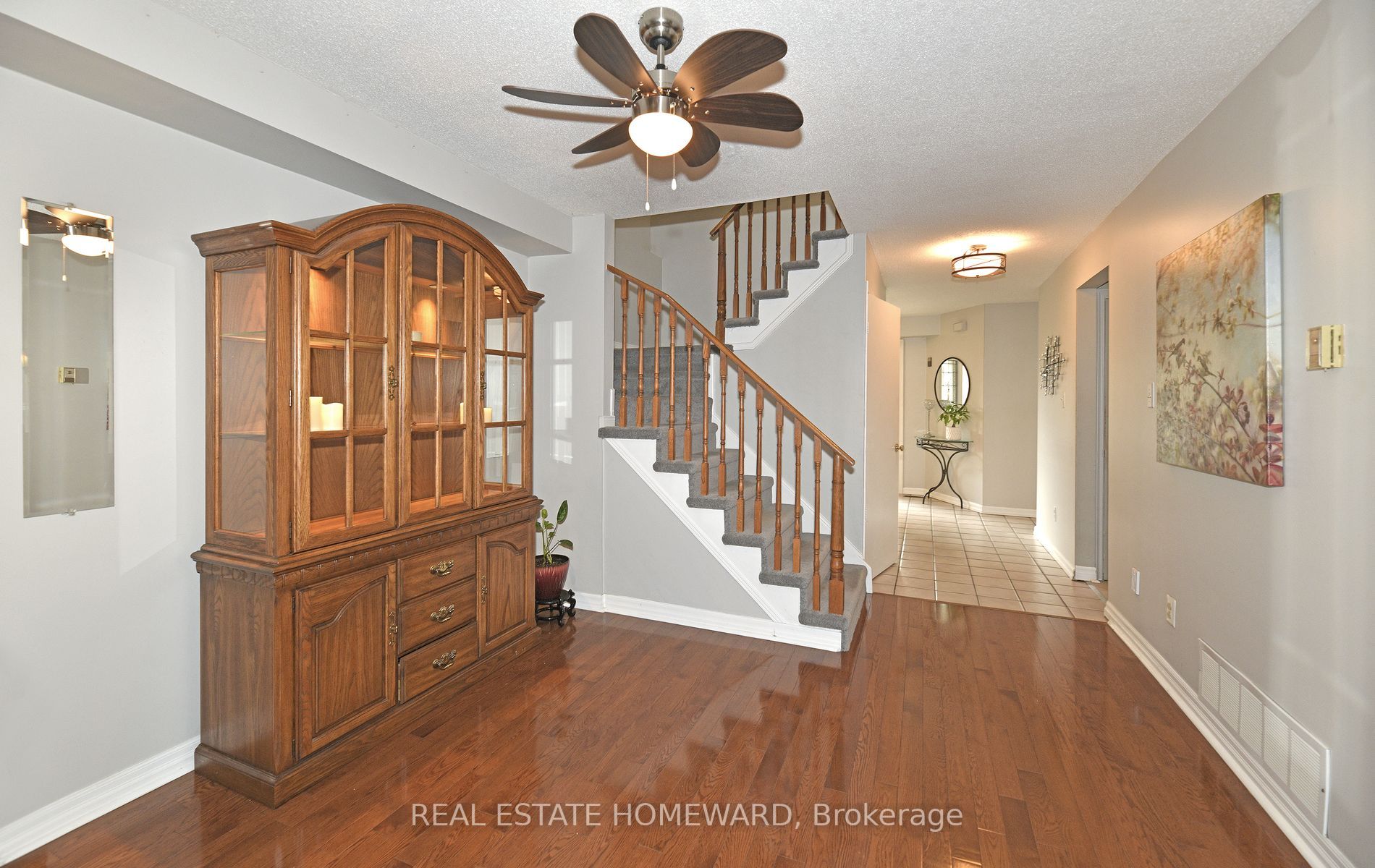 45 Harman Drive E