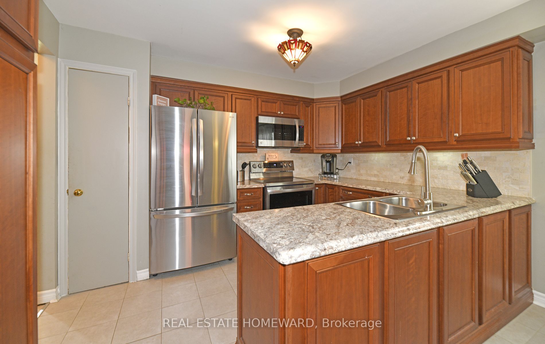45 Harman Drive E