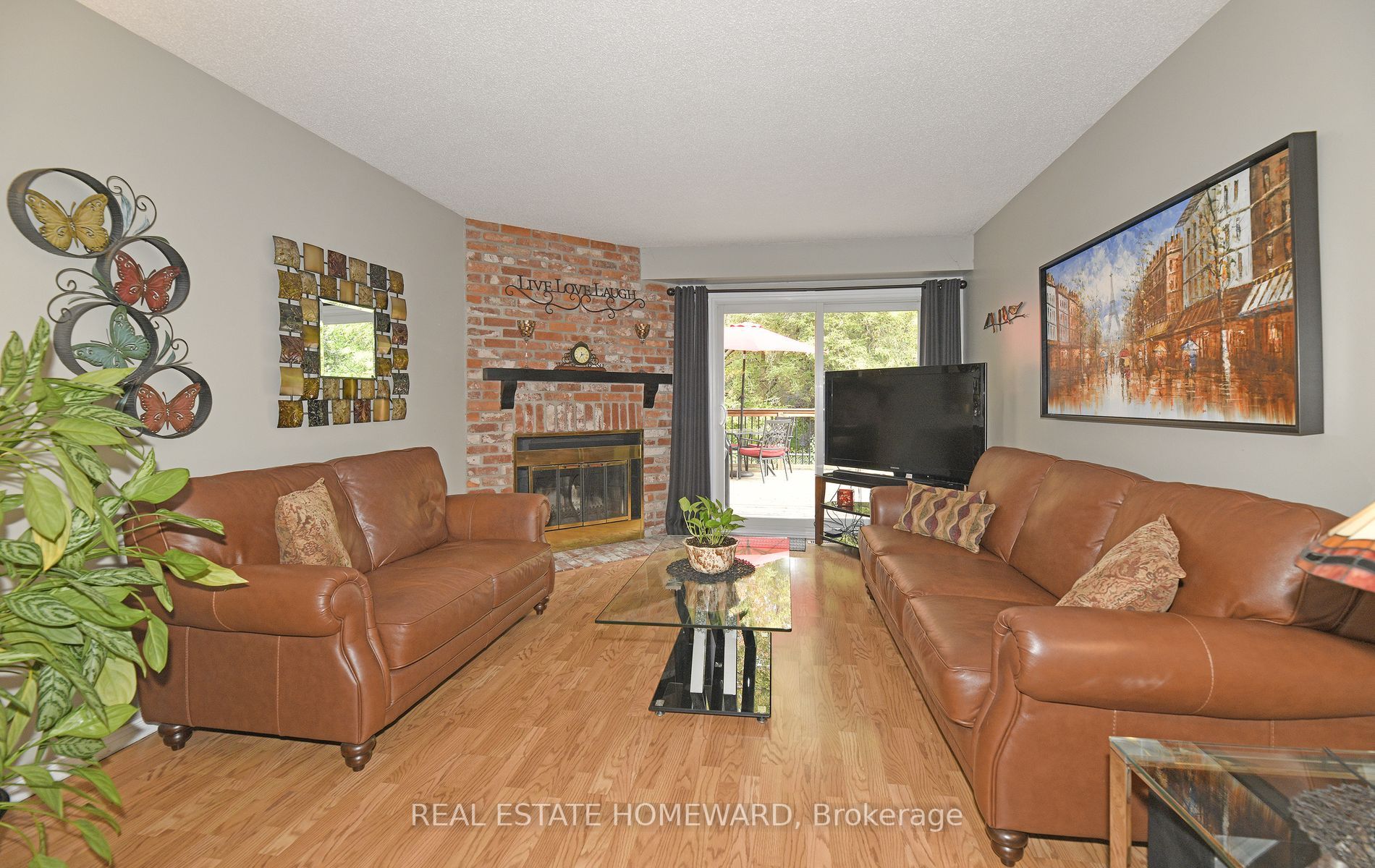 45 Harman Drive E