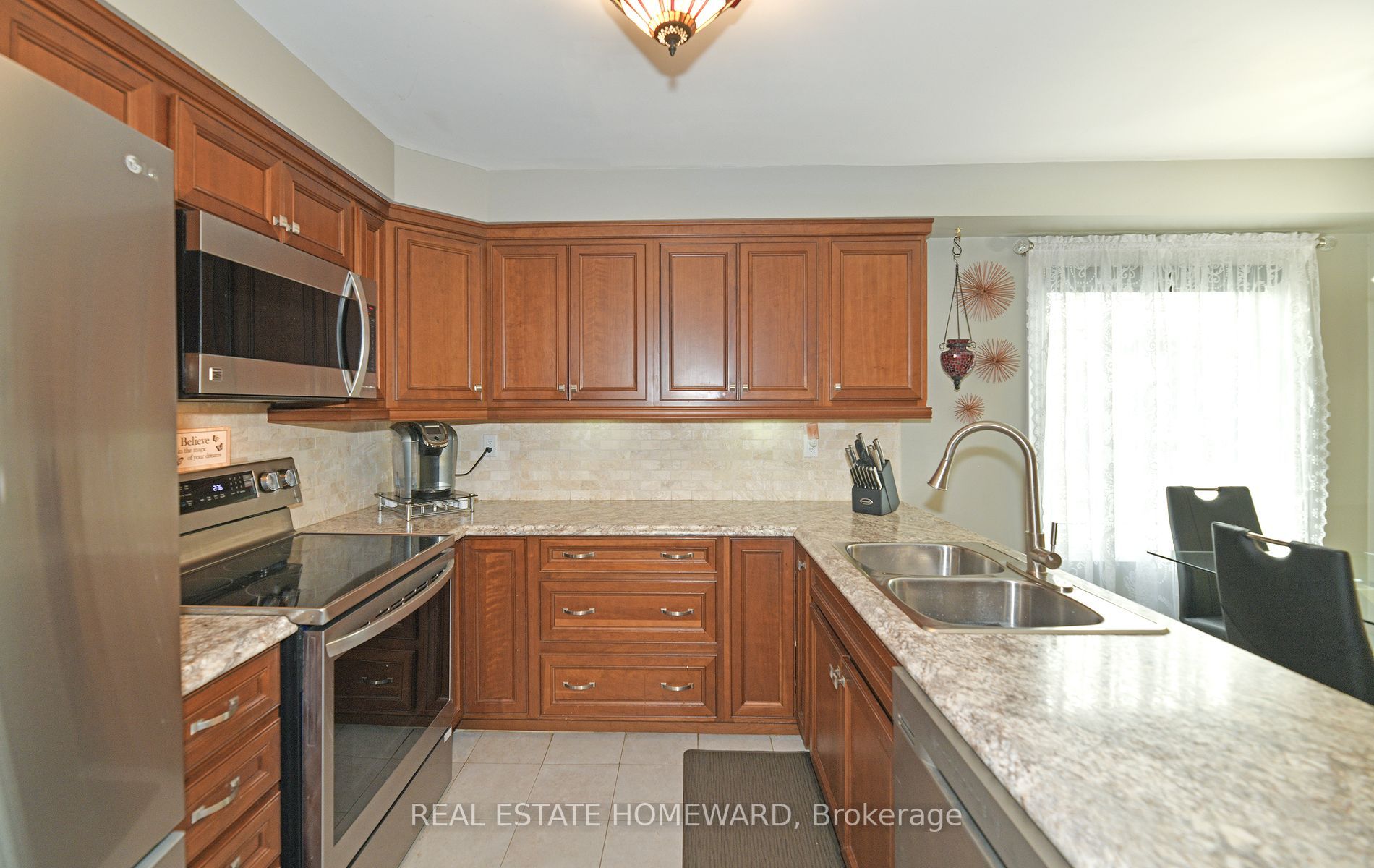 45 Harman Drive E