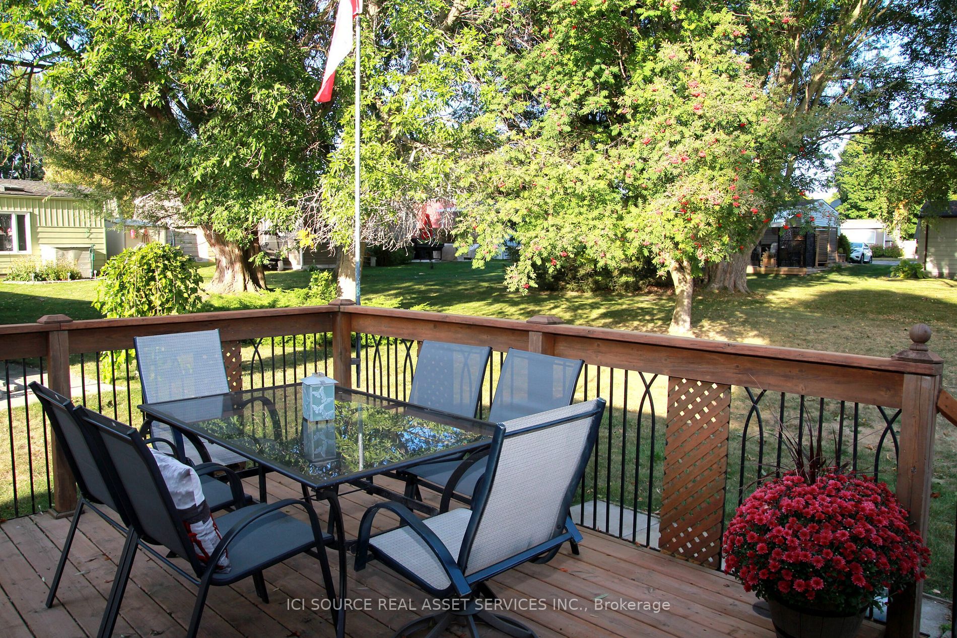 4 Pineridge Cres