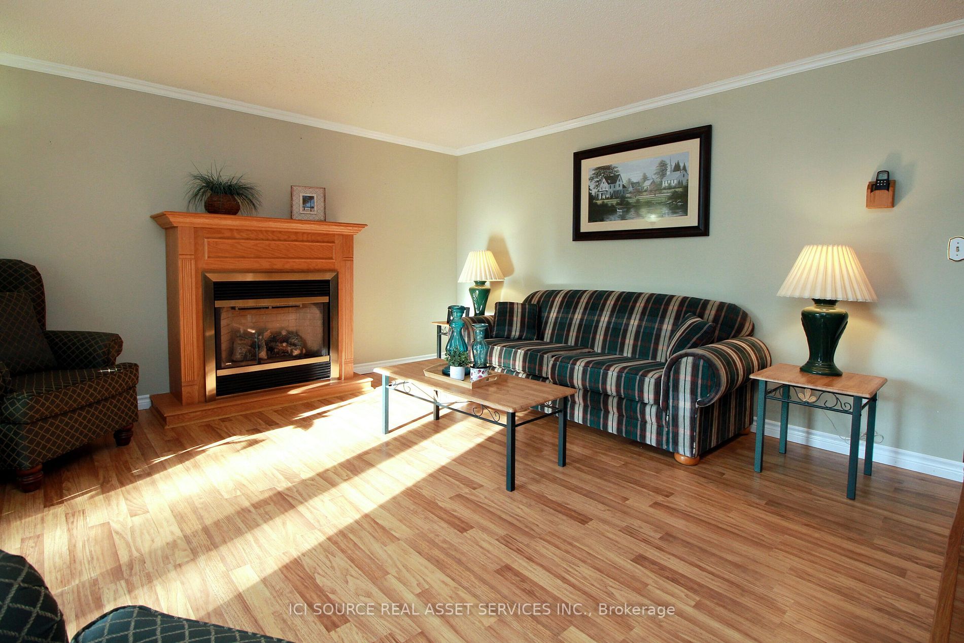 4 Pineridge Cres