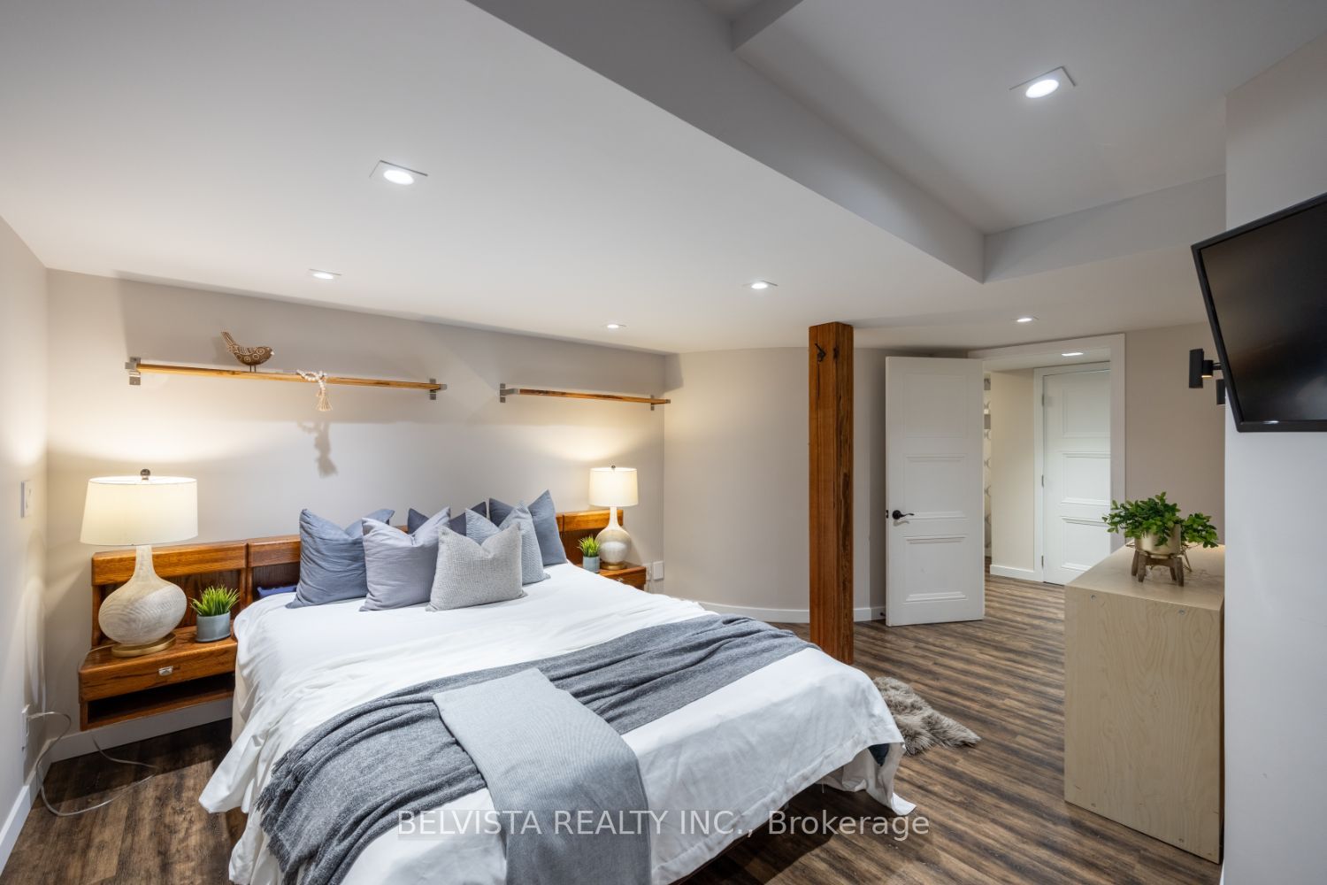 11 Ormandy Crt